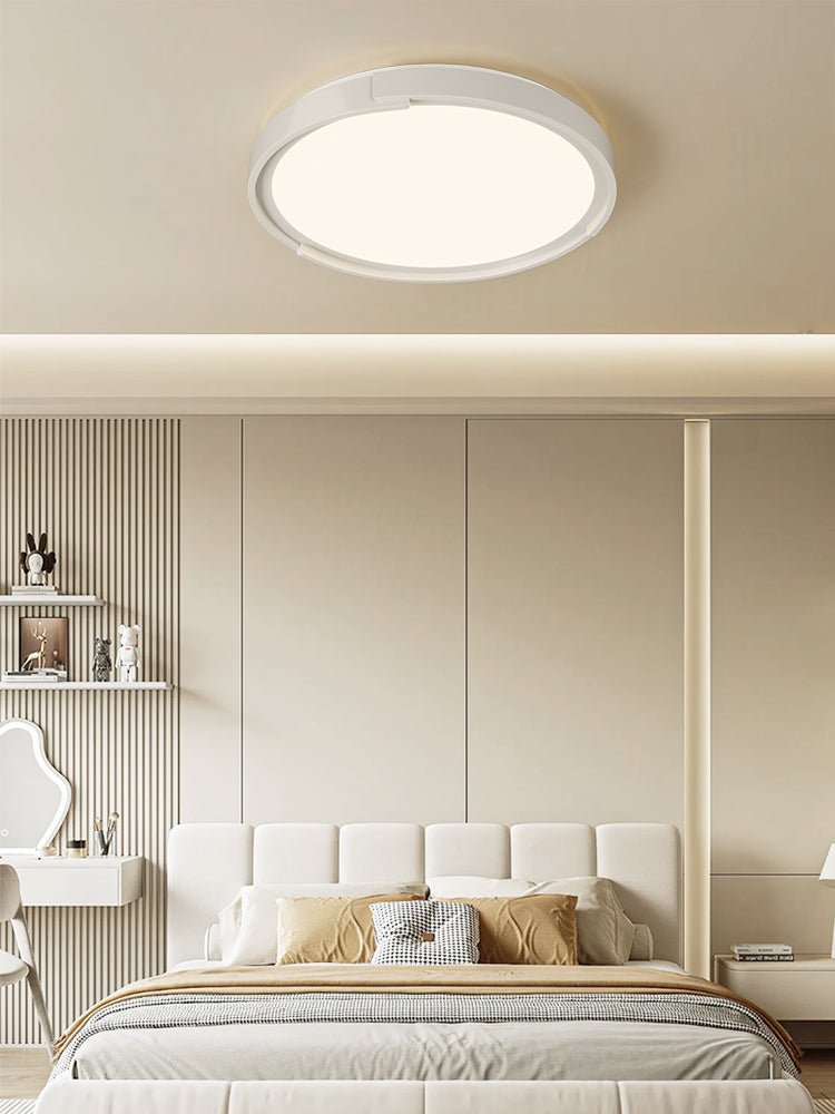 Ovene Edge Minimalist Ceiling Light