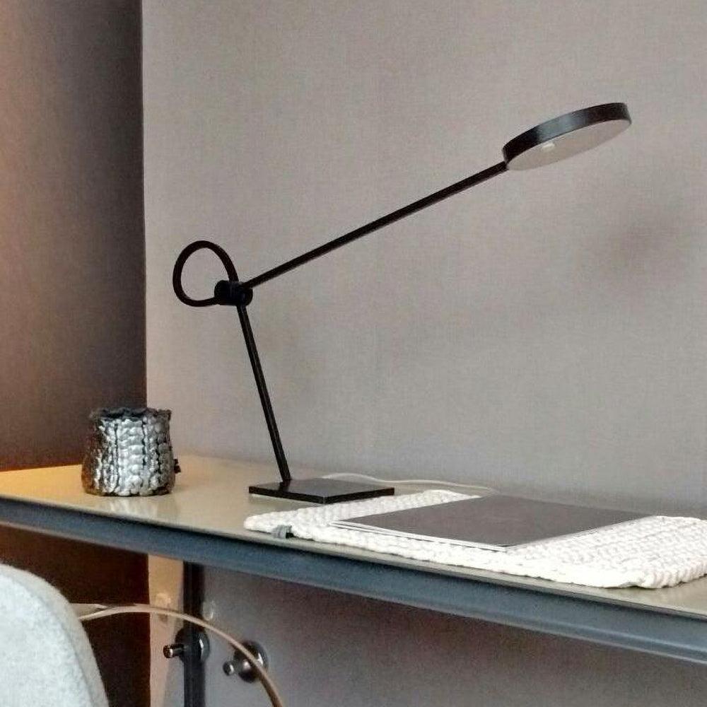 Seleliella Contemporary Table Lamp