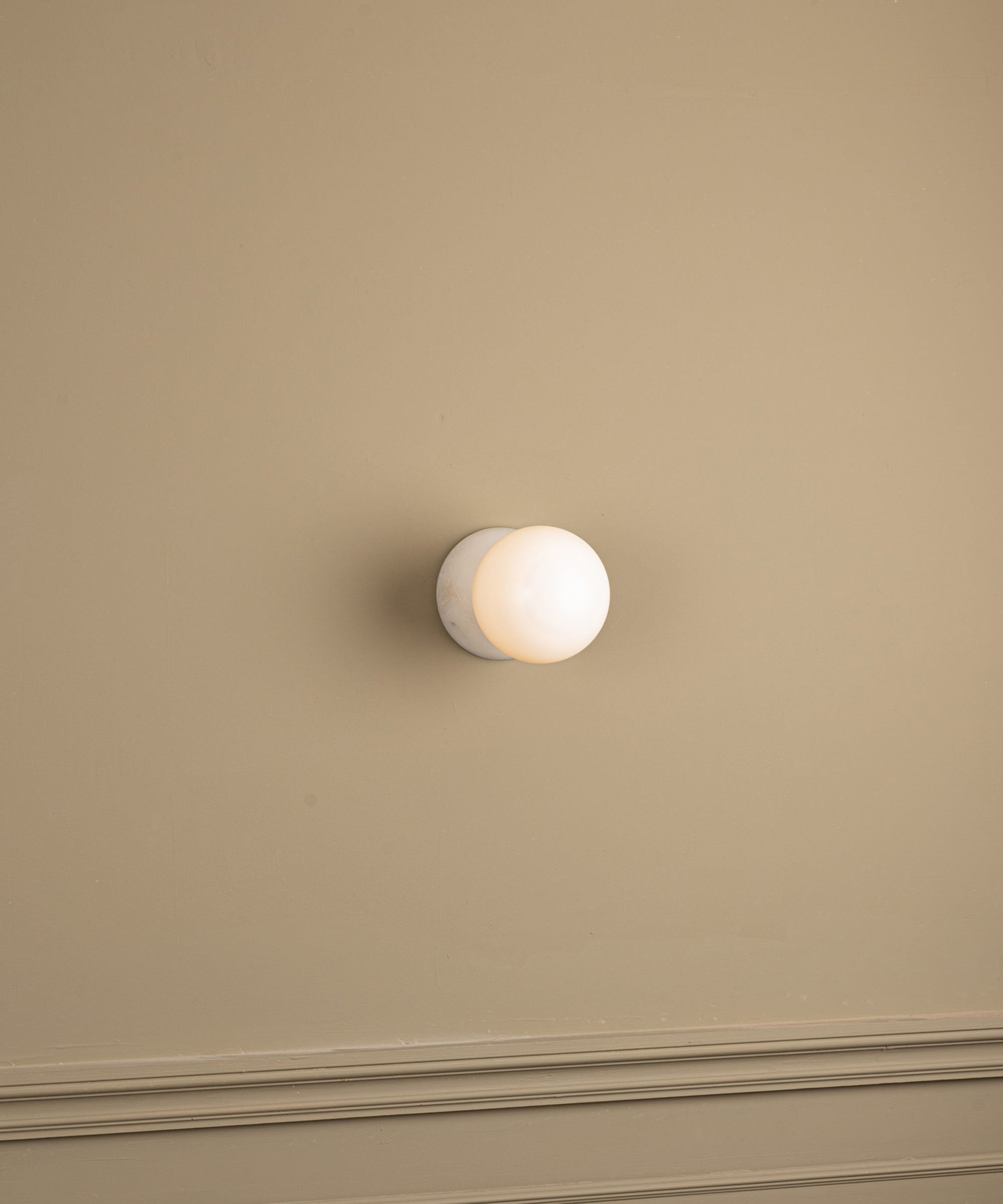 Verdant Wall Lamp