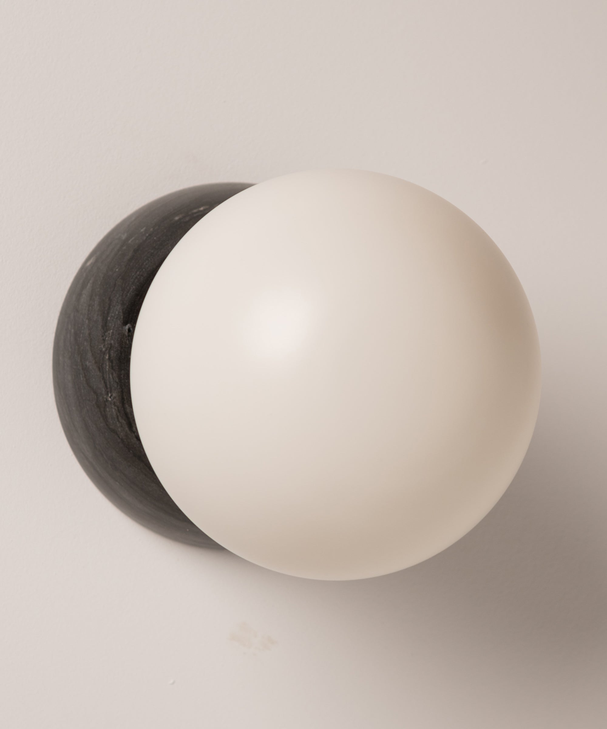 Verdant Wall Lamp