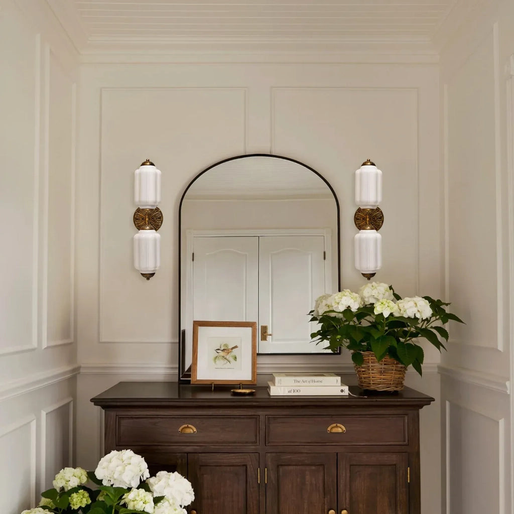 Belvaria Sconce