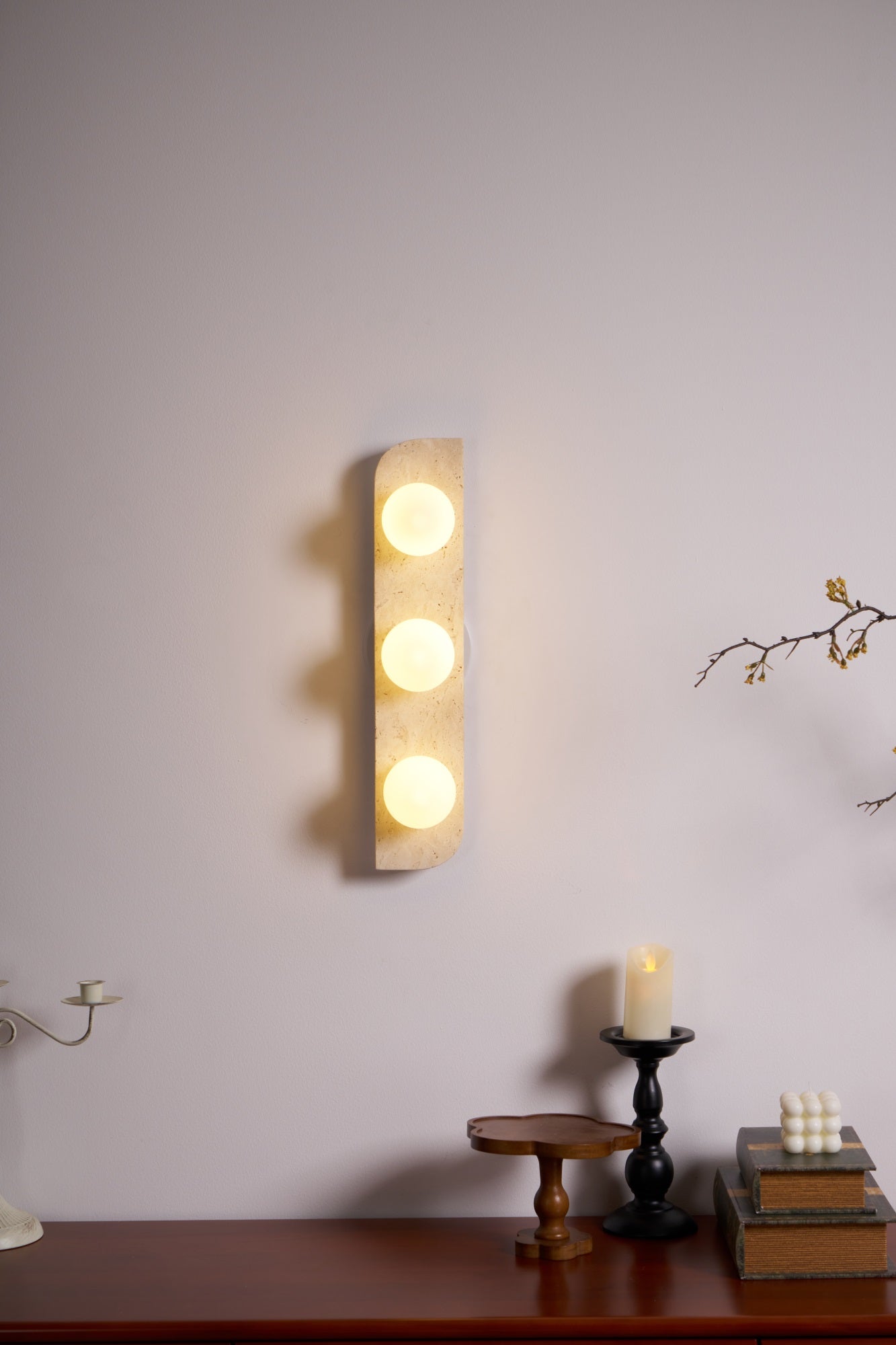 Serearia Minimalist Travertine Plug-In Wall Light