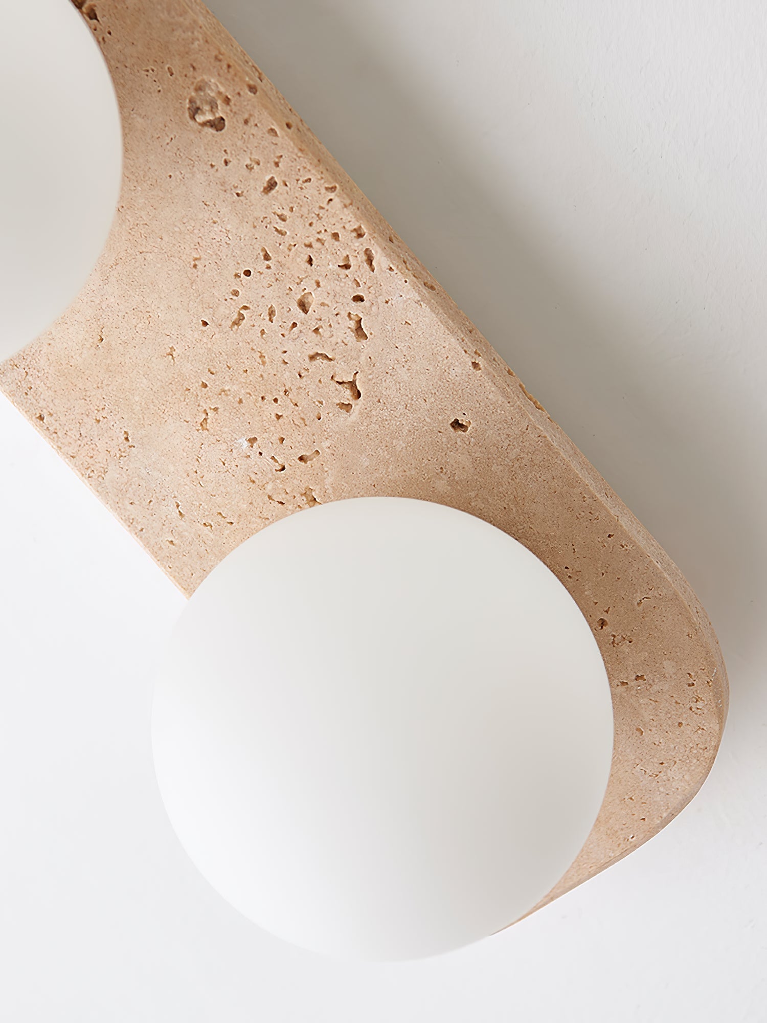 Serearia Minimalist Travertine Plug-In Wall Light