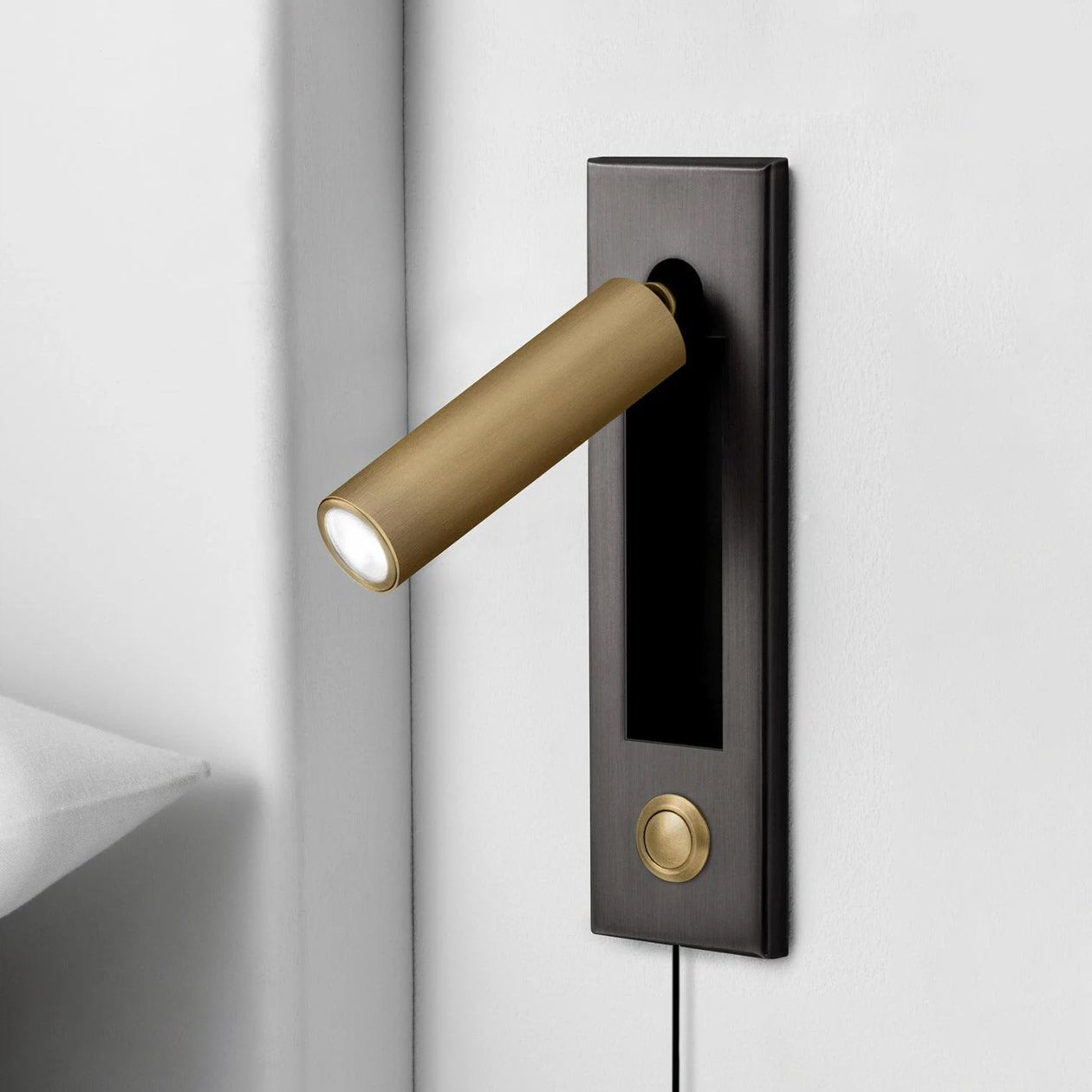 Eurvaran Embedded Bedside Plug-in Sconce Wall lamp