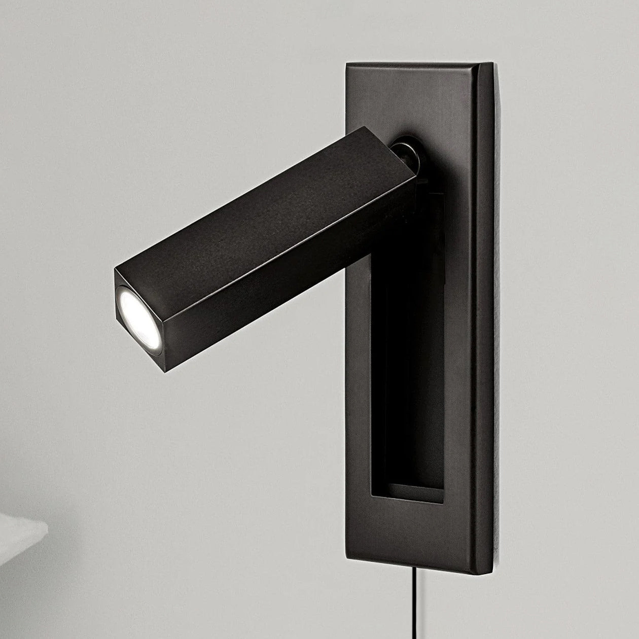 Eurvaran Embedded Bedside Plug-in Sconce Wall lamp