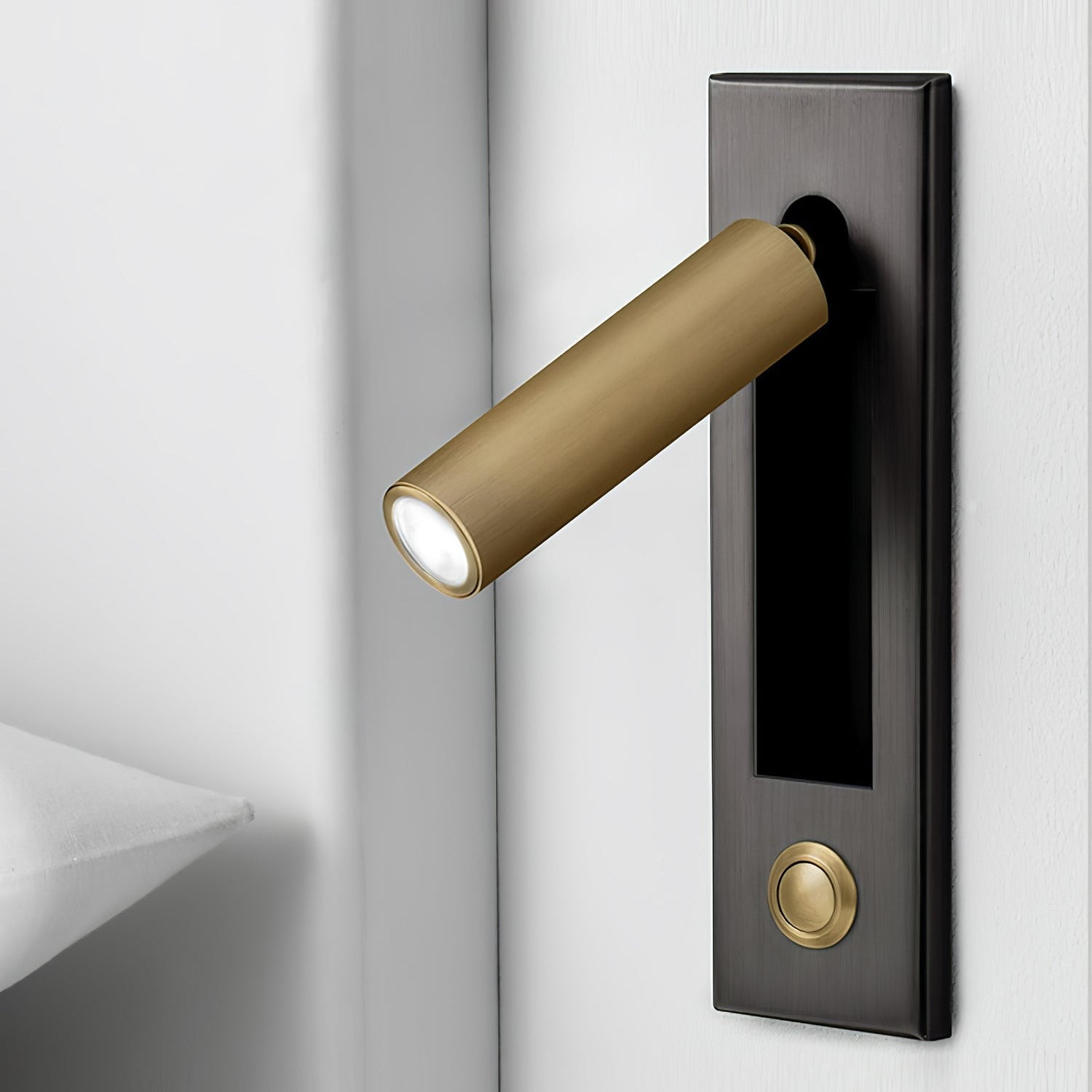 Eurvaran Embedded Bedside Plug-in Sconce Wall lamp