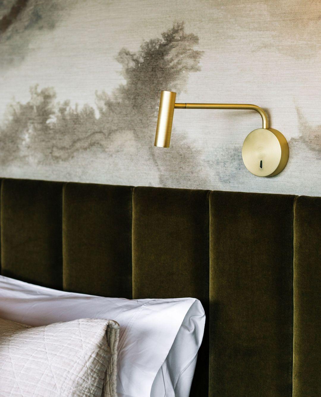 Kiroxen Minimalist Disc LED Sconce Wall Lamp