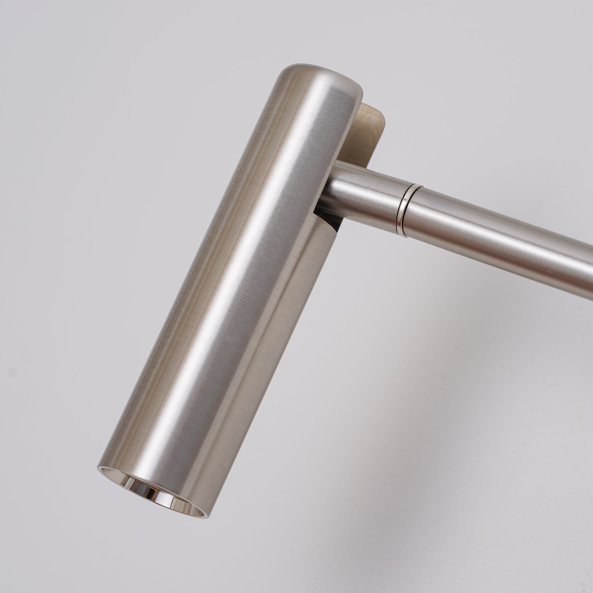 Kiroxen Minimalist Disc LED Sconce Wall Lamp