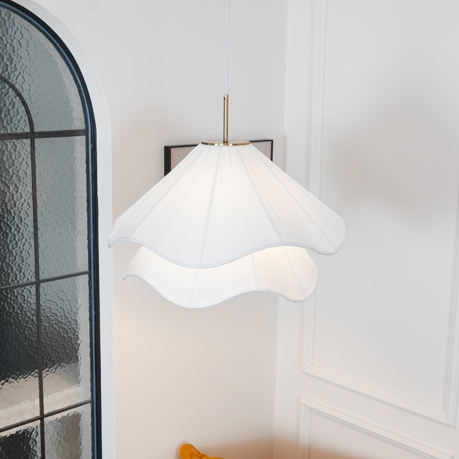 Cirirenne Pendant Light Bloom Floral Elegant