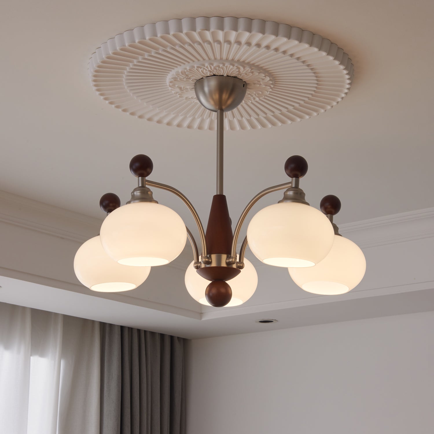 Ivloria Traditional Elegance Orbit Wood Glass Chandelier