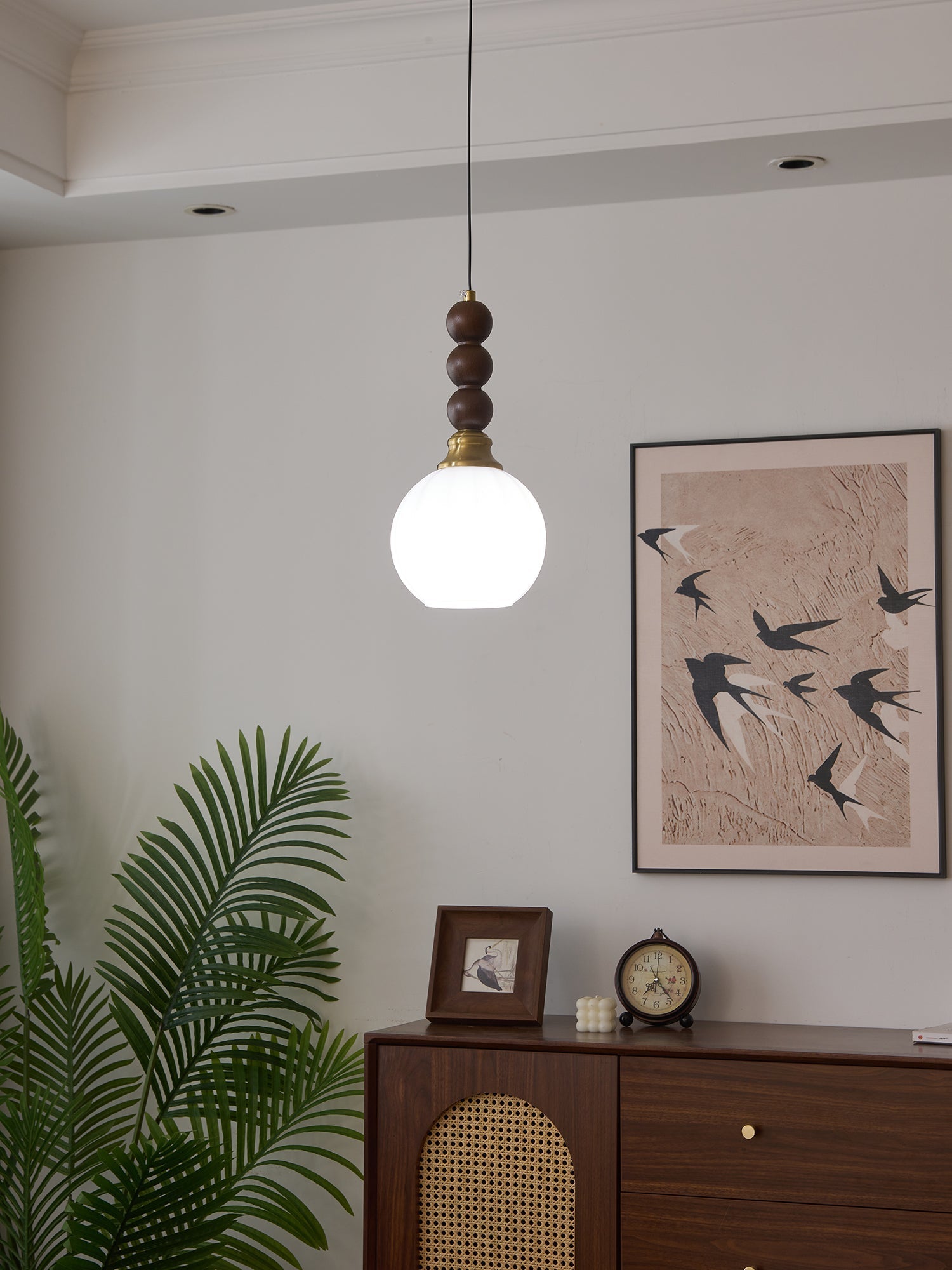 Vothaila Traditional Elegance Vintage Glass Wood Pendant Light