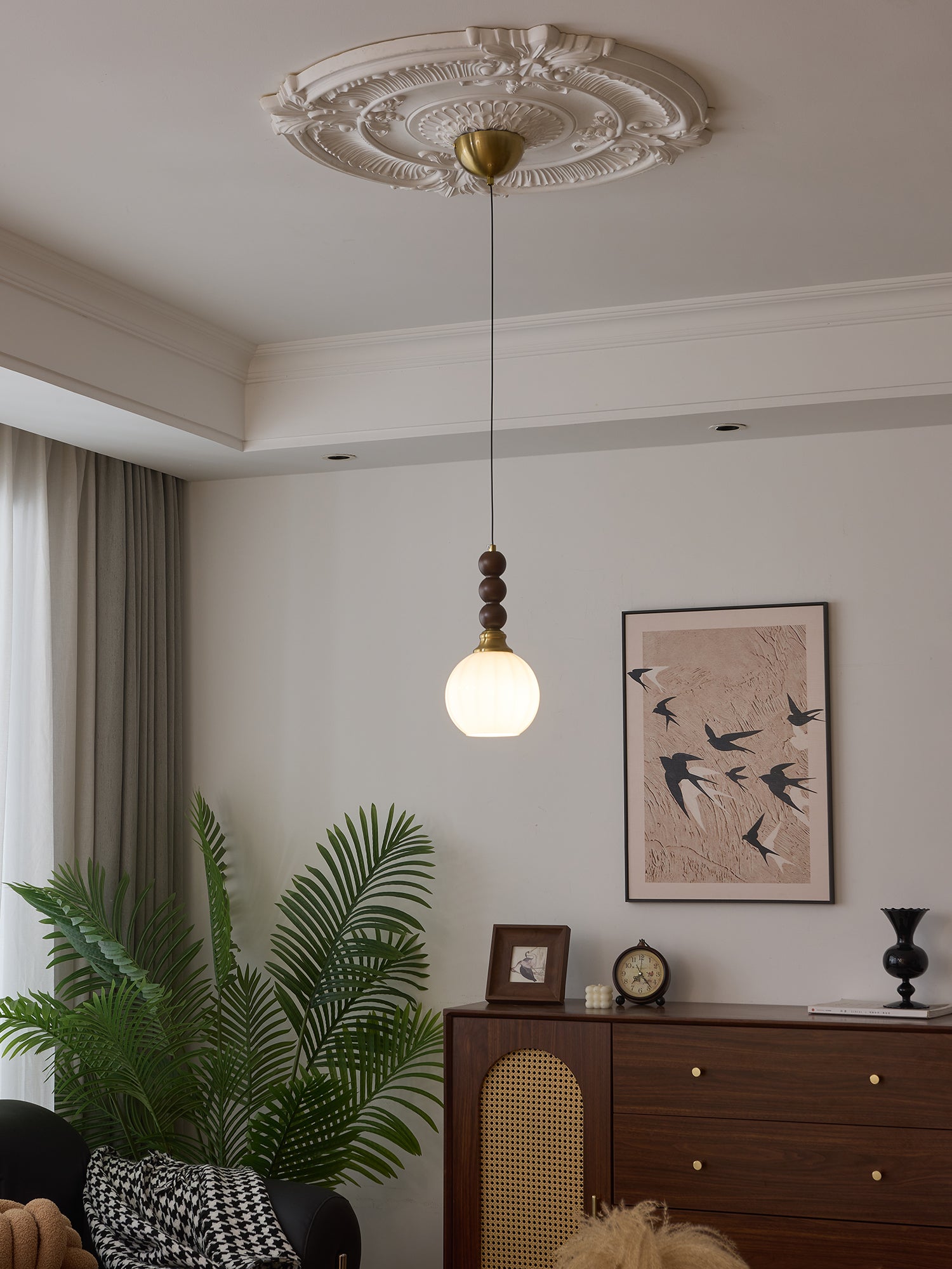 Vothaila Traditional Elegance Vintage Glass Wood Pendant Light
