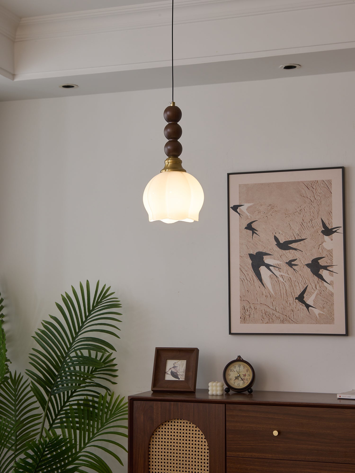 Vothaila Traditional Elegance Vintage Glass Wood Pendant Light