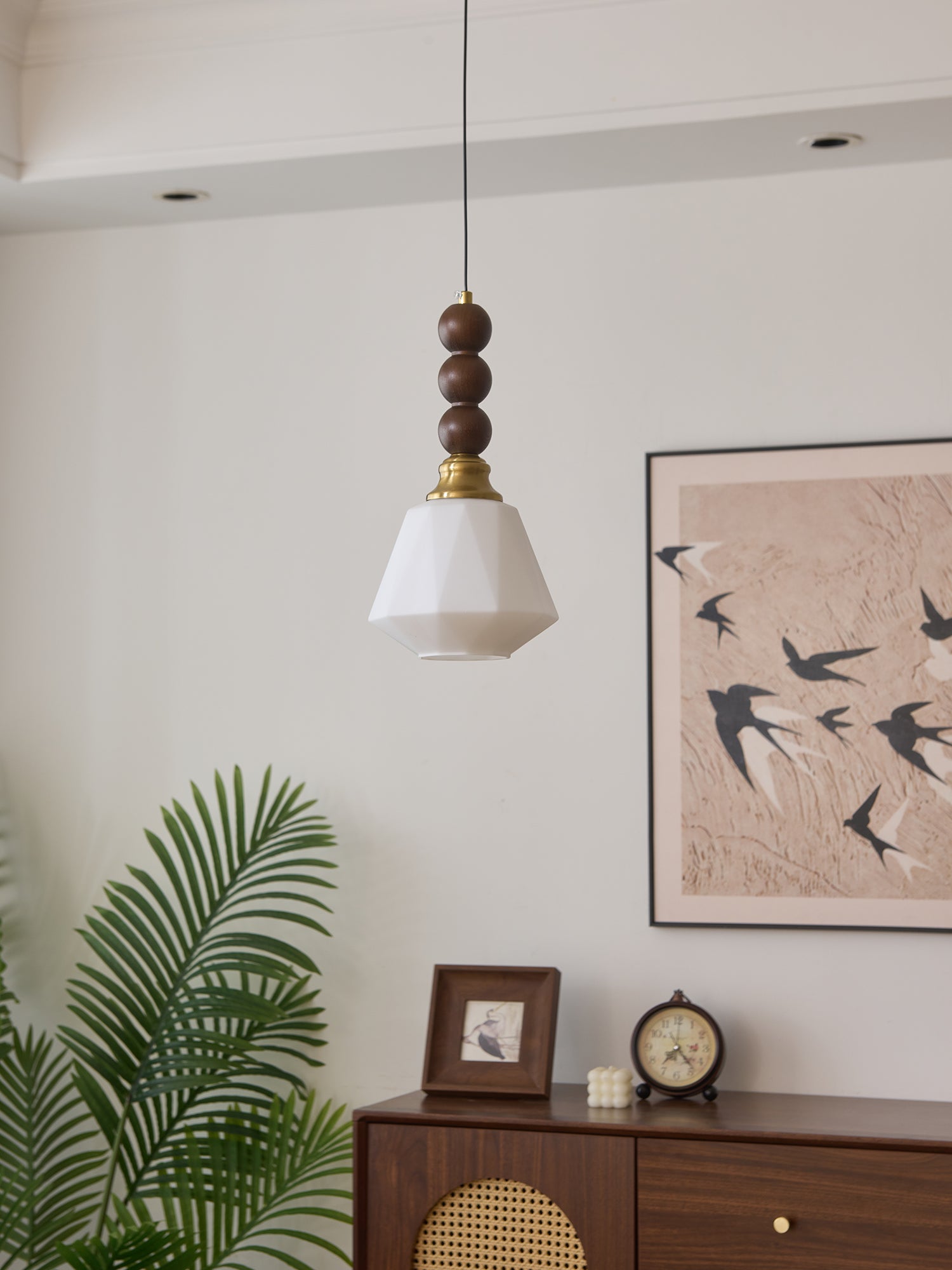 Vothaila Traditional Elegance Vintage Glass Wood Pendant Light