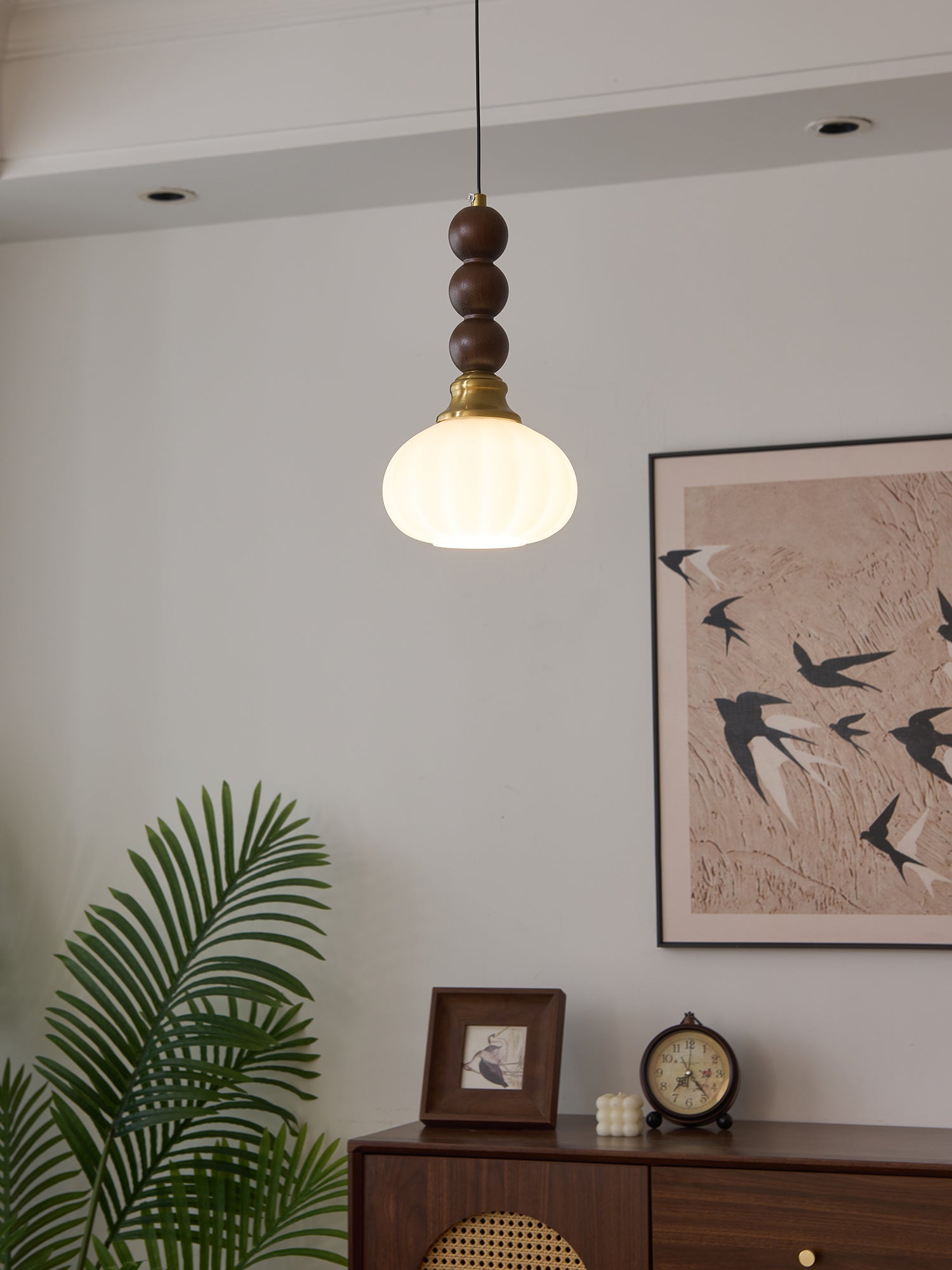 Vothaila Traditional Elegance Vintage Glass Wood Pendant Light