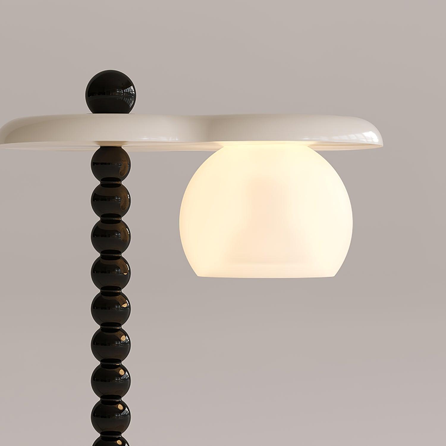 Viloce Resin Traditional Table Lamp