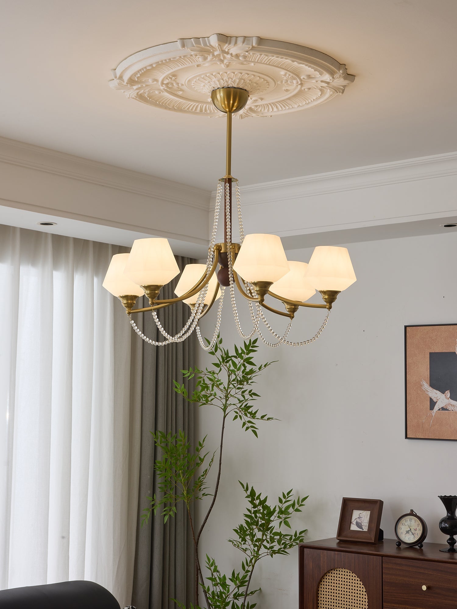 Othaus Traditional Elegance Vintage Wood Chandelier