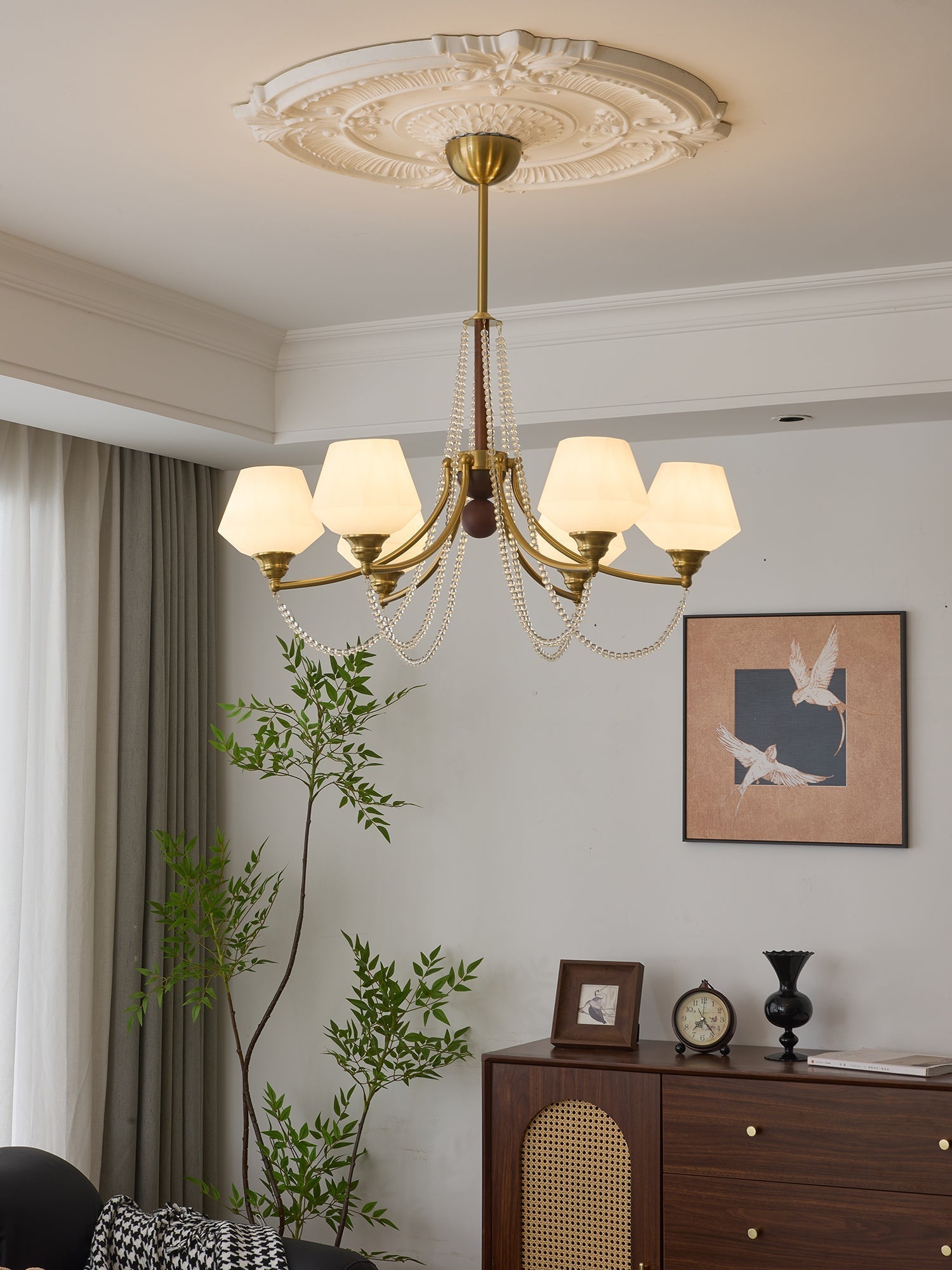 Othaus Traditional Elegance Vintage Wood Chandelier