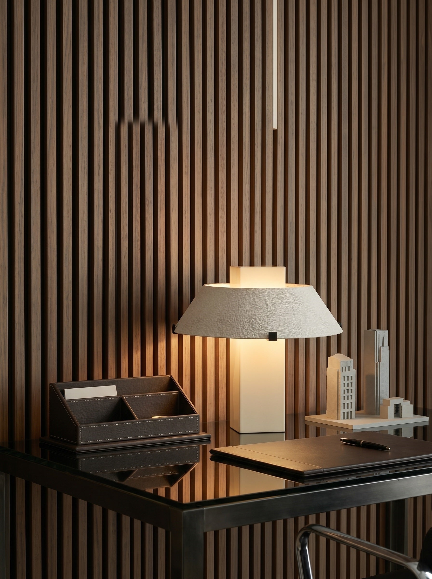 Cruz Table Lamp