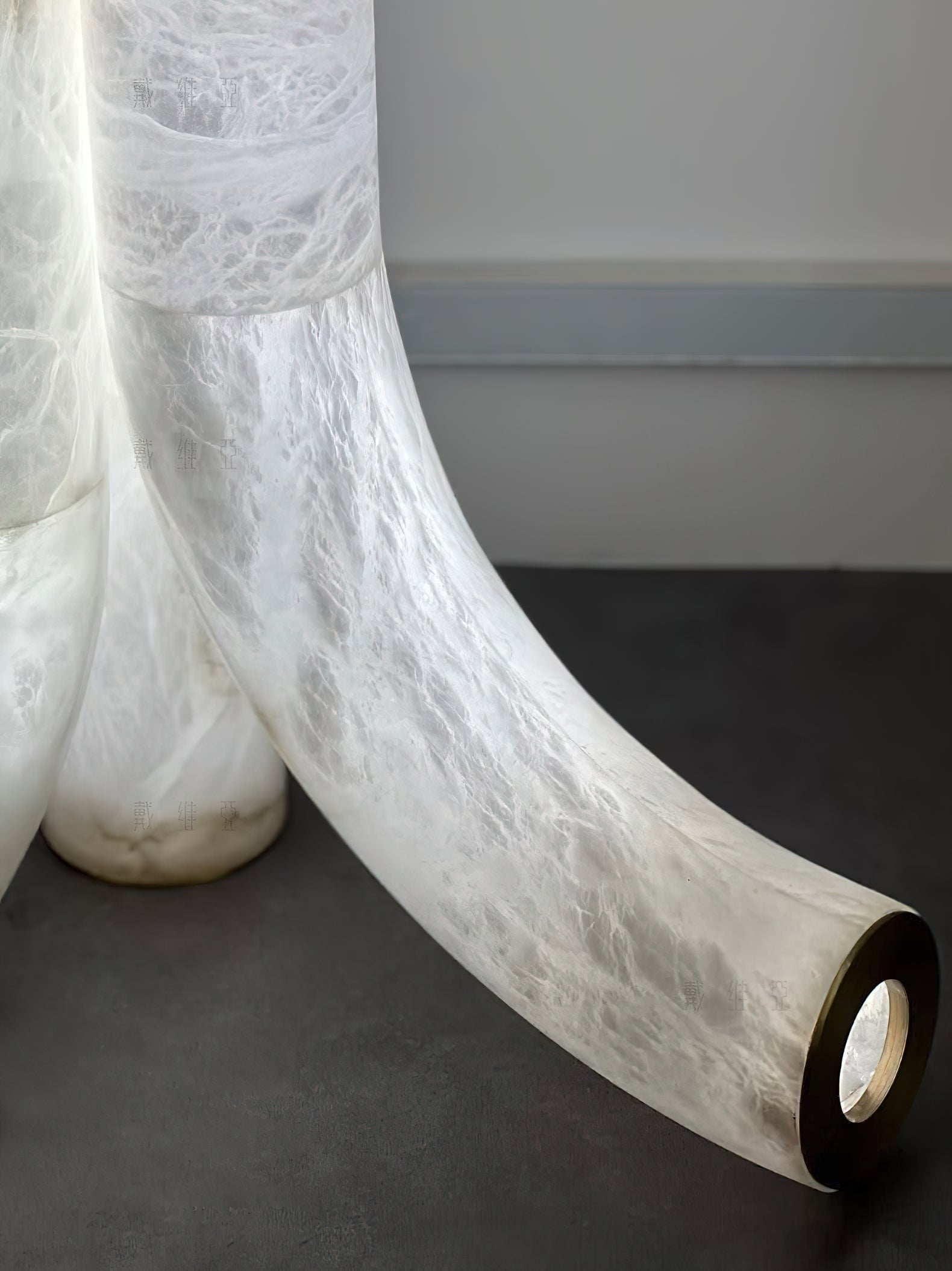 Sculpt Floor Lamp