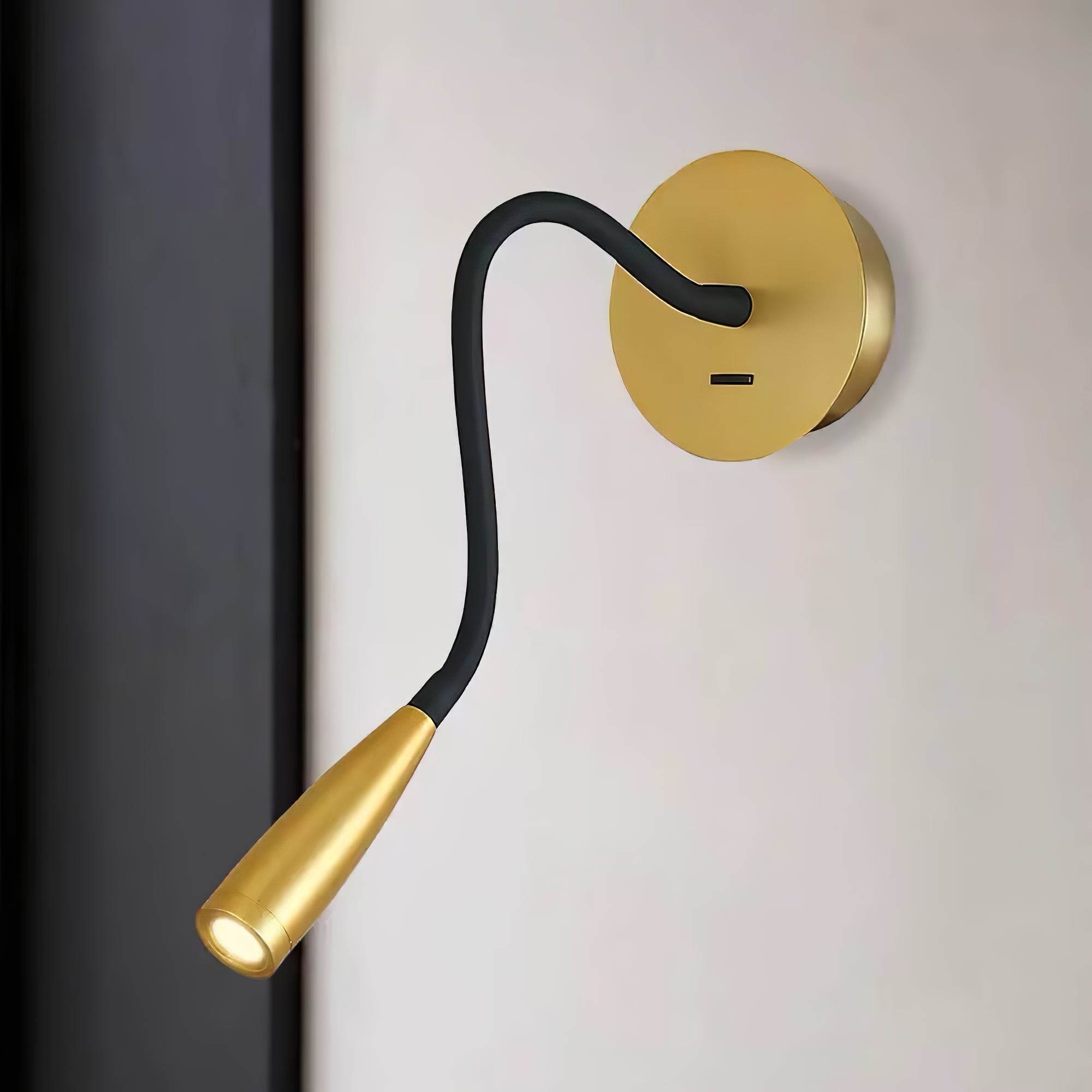 Soraira Lume Wall Light