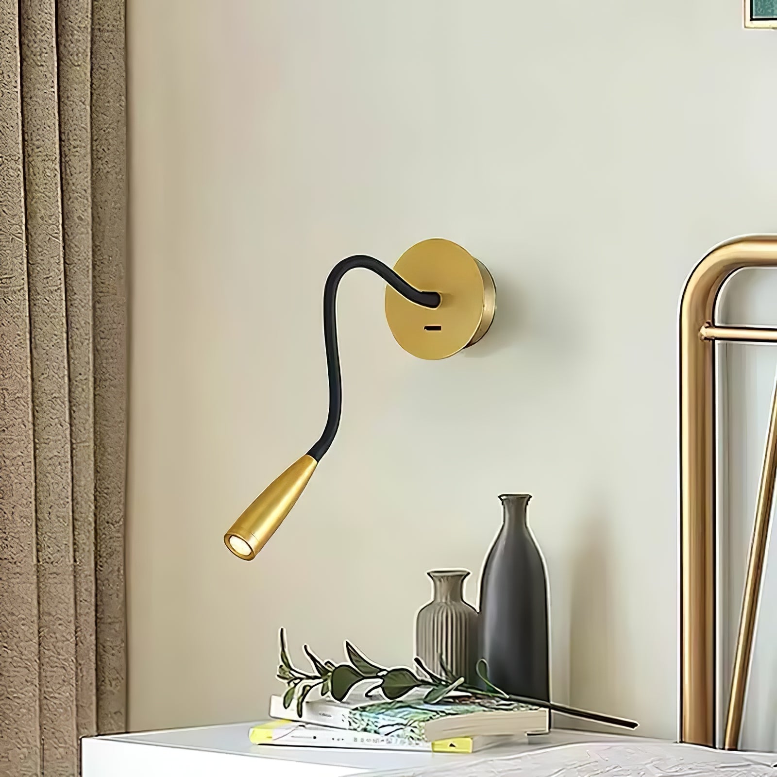 Soraira Lume Wall Light