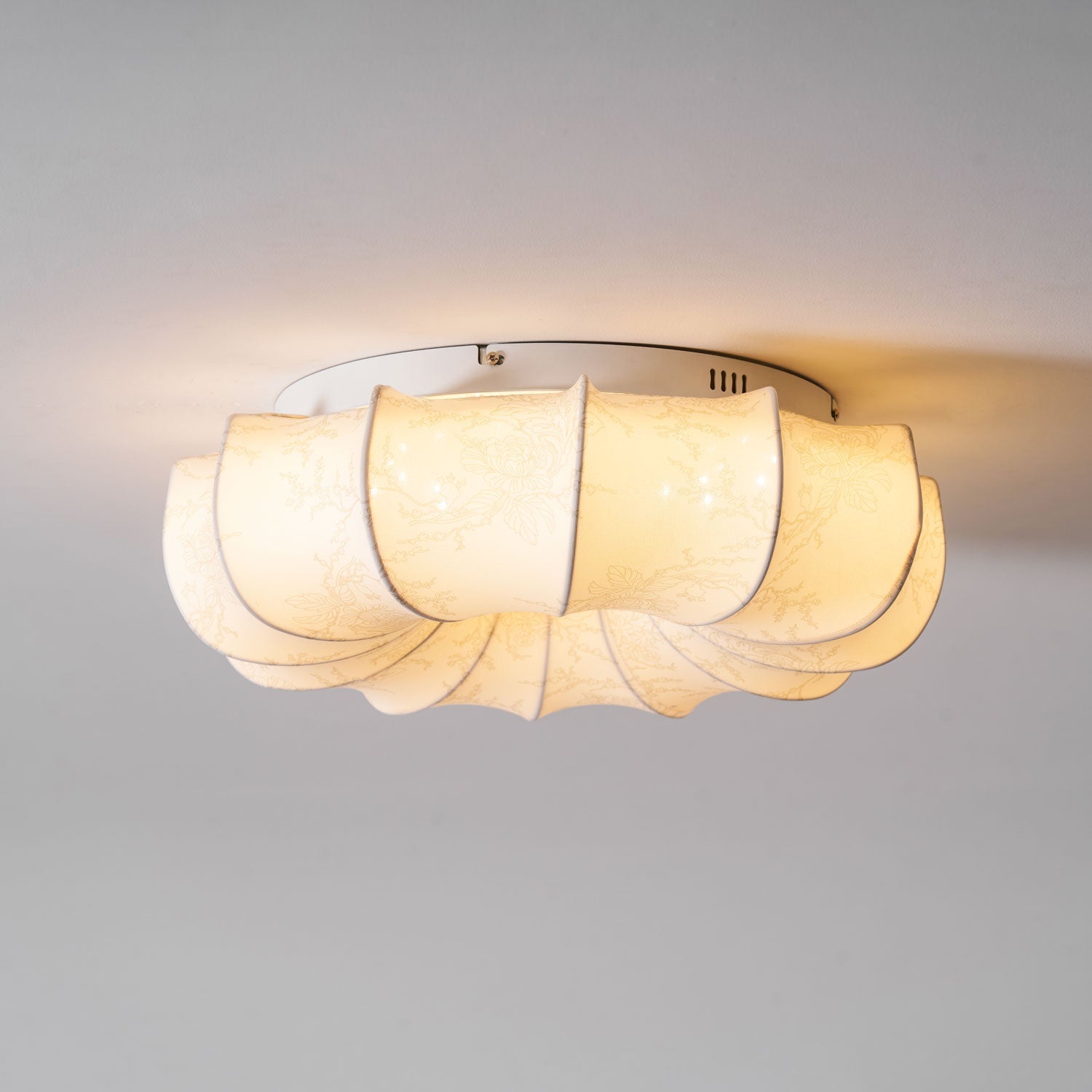 Vivaria Premium Nordic Art Wood Fabric Ceiling Light