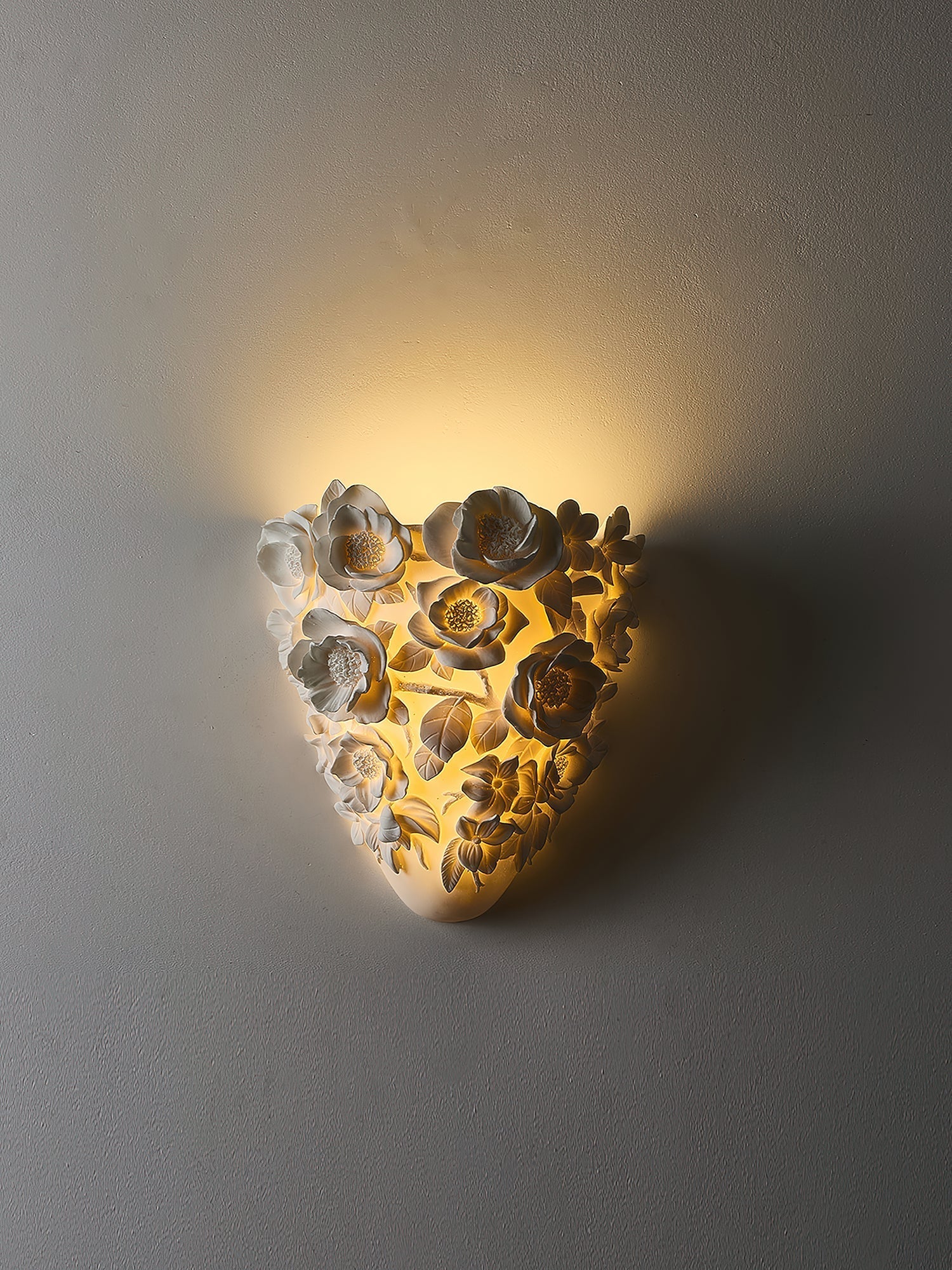 Floranza Wall Lamp - Neutral Decor