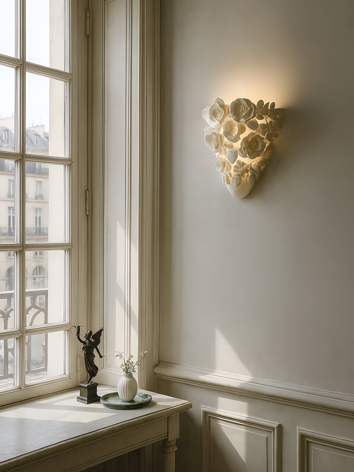 Floranza Wall Lamp - Neutral Decor