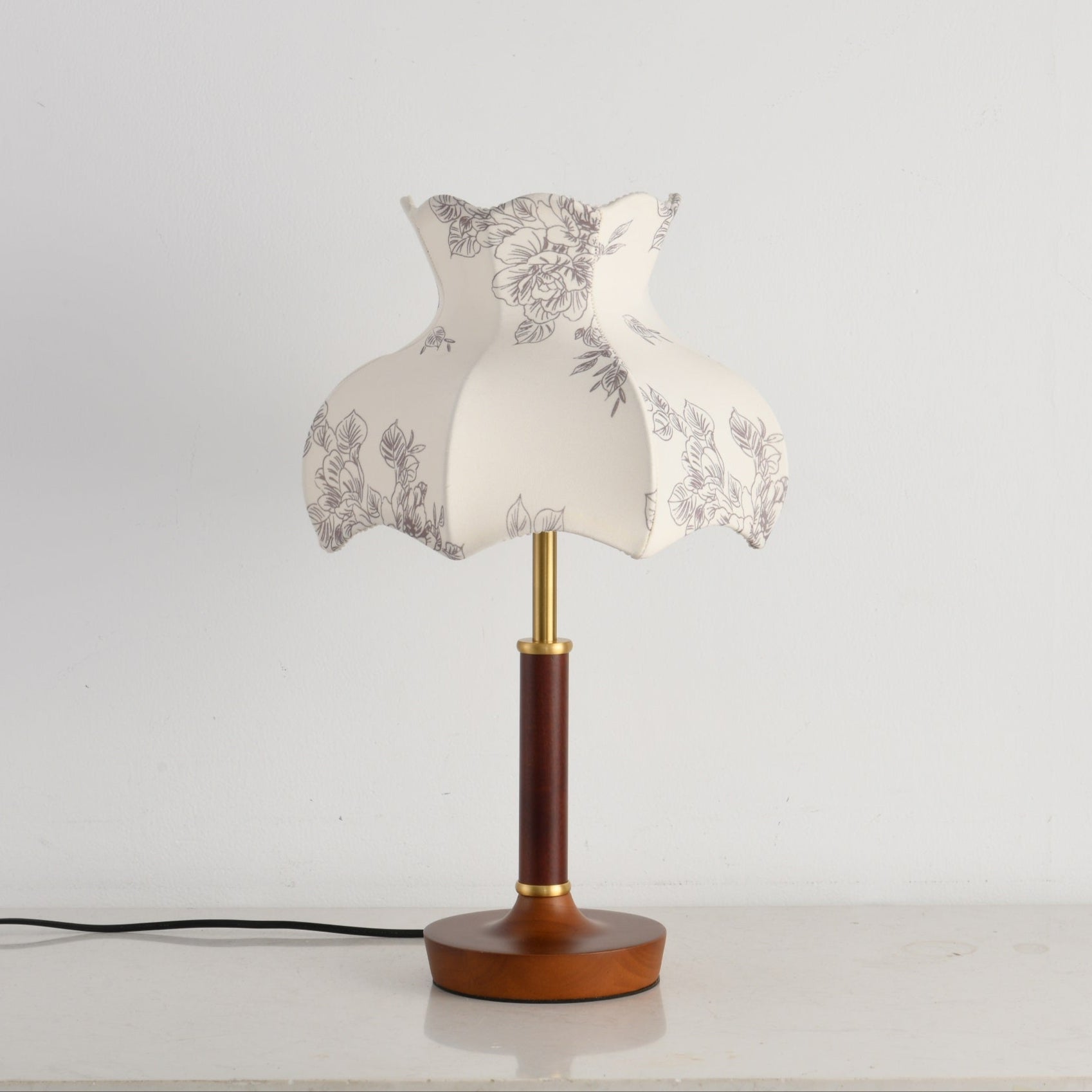 Naomi Vintage Table Lamp