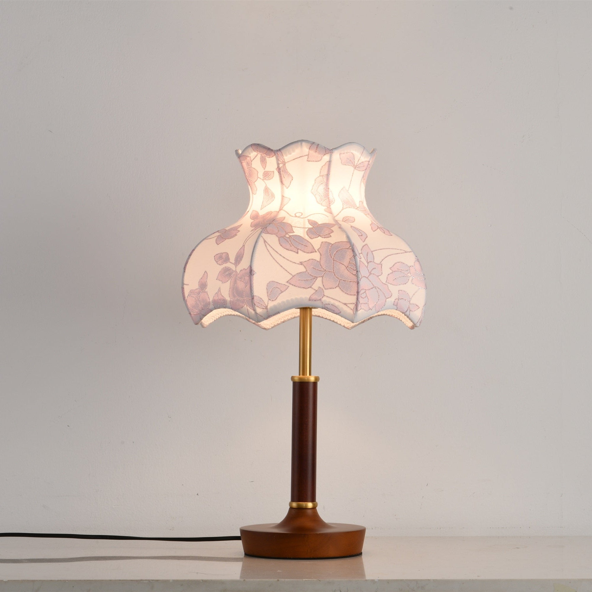 Naomi Vintage Table Lamp