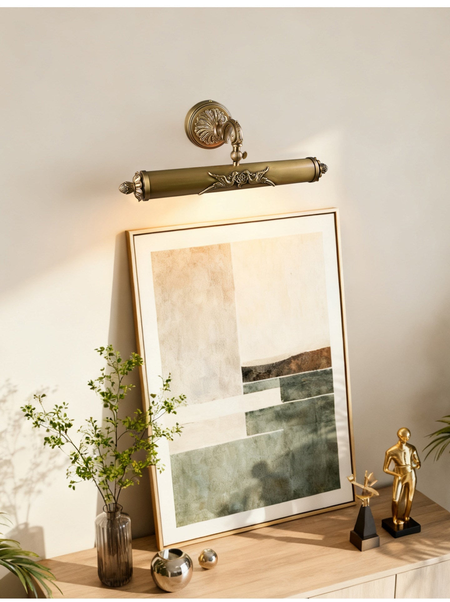 Casuaria Beam Brass Wall Light
