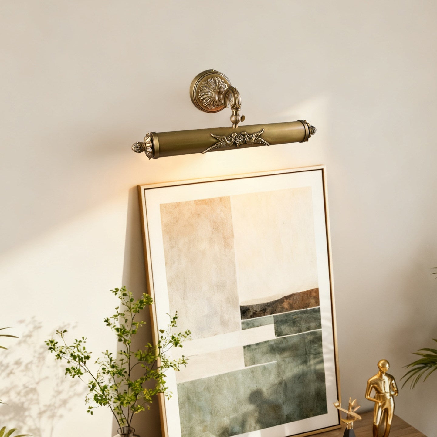 Casuaria Beam Brass Wall Light