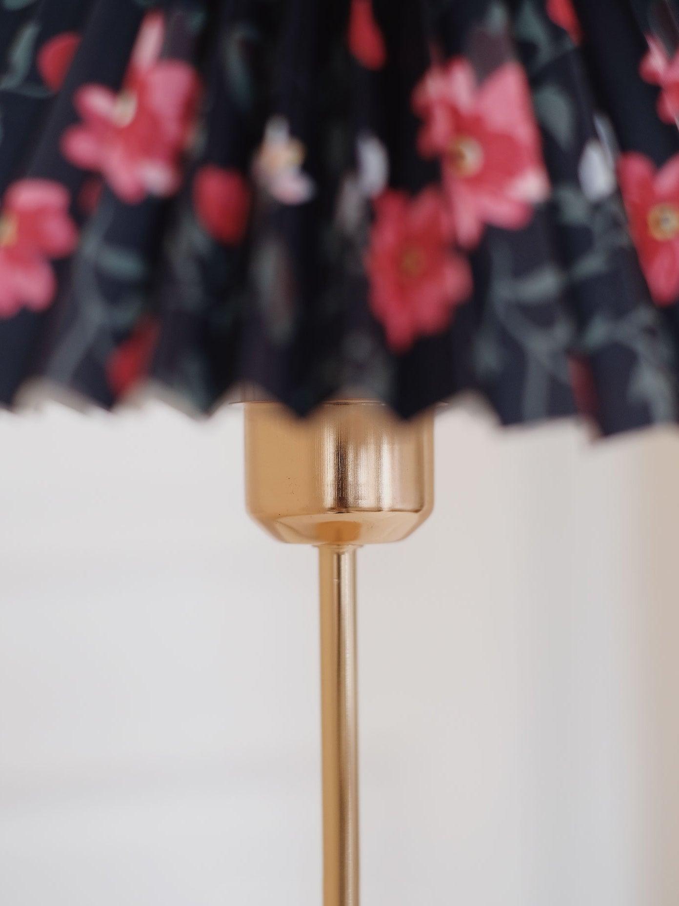 Zevelyra Fabric Table Lamp
