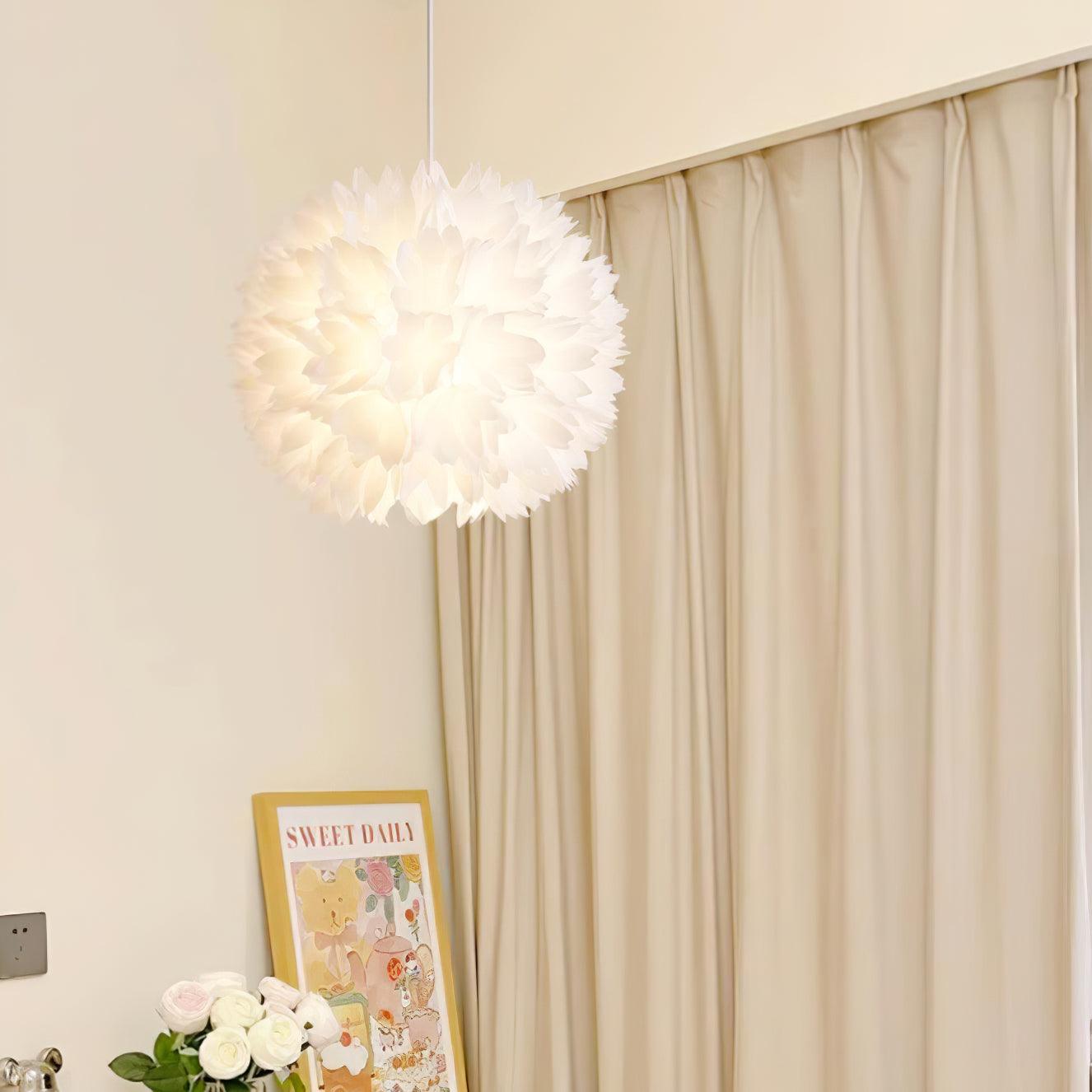 Renuiella Nordic Art Flowers Ball Pendant Light