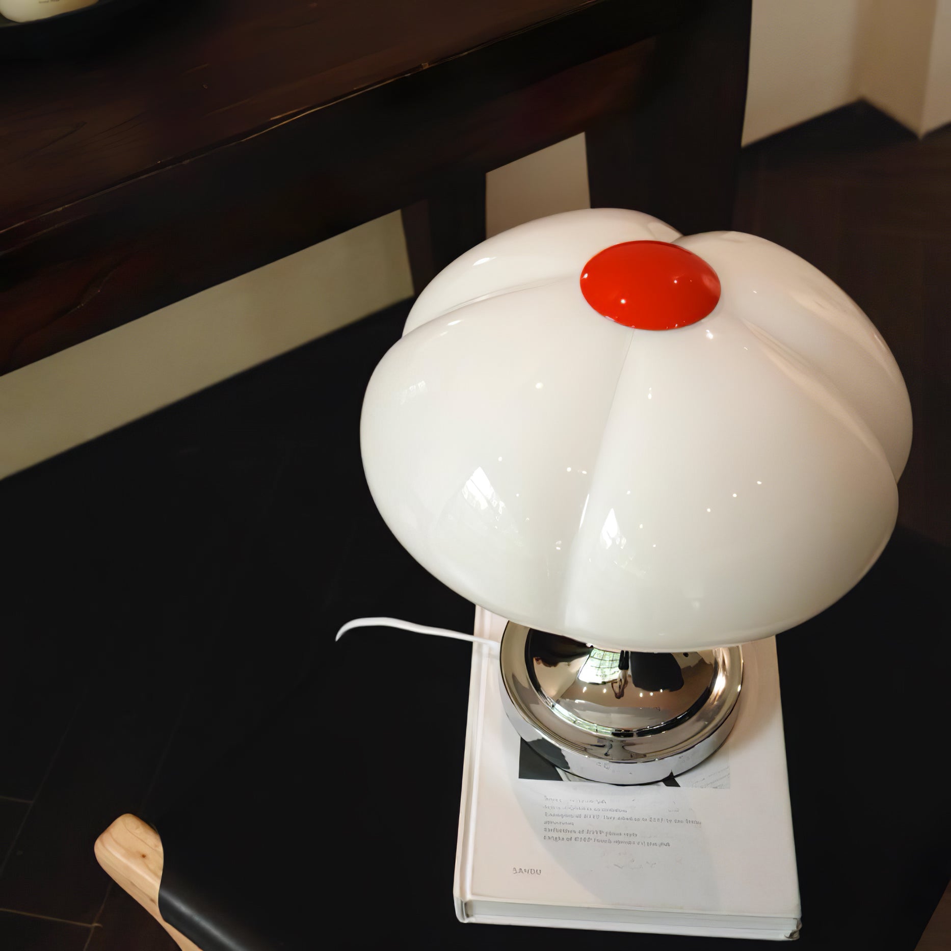 Bin Modern Table Lamp