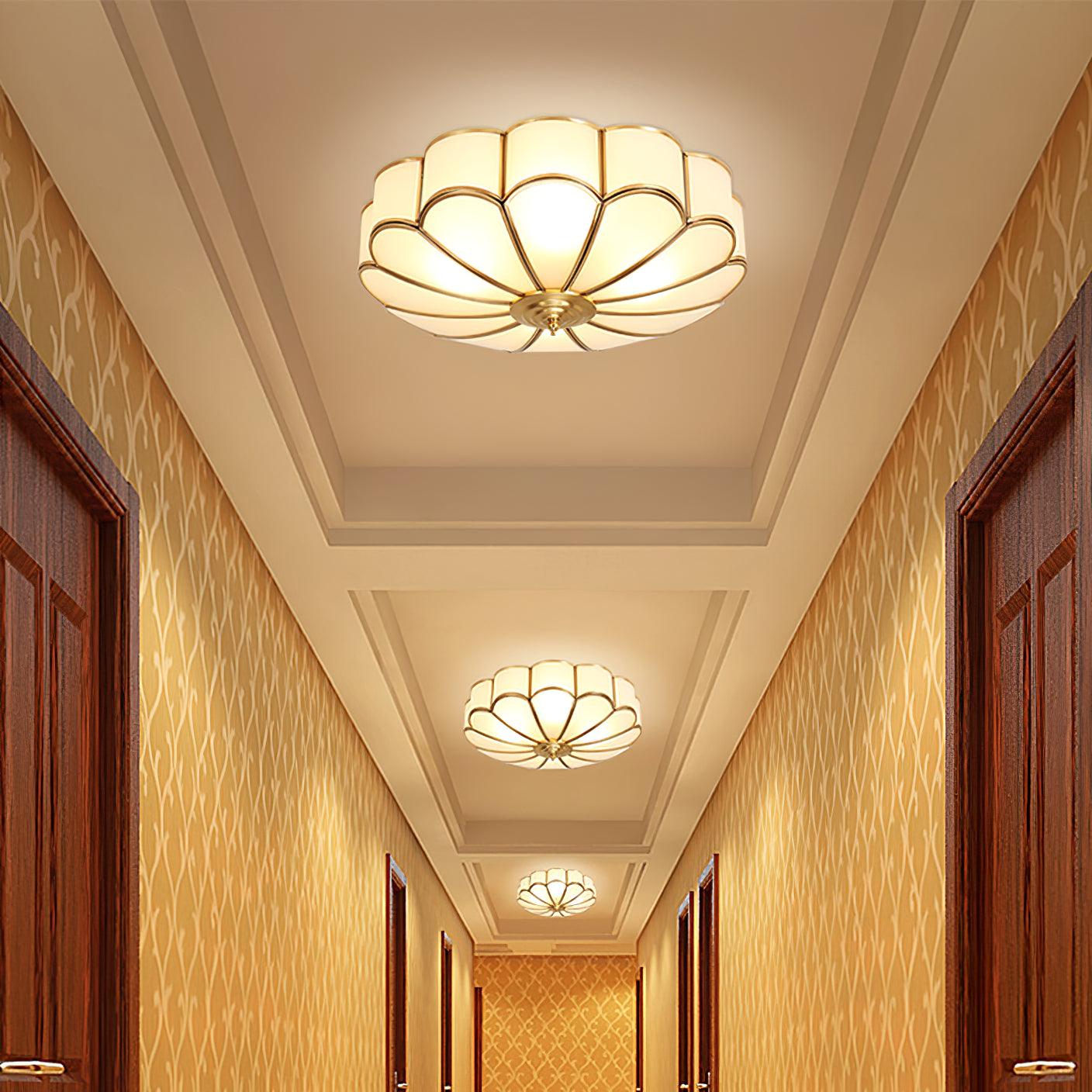 Lustra Ceiling Light Flower Shape Glass Brass