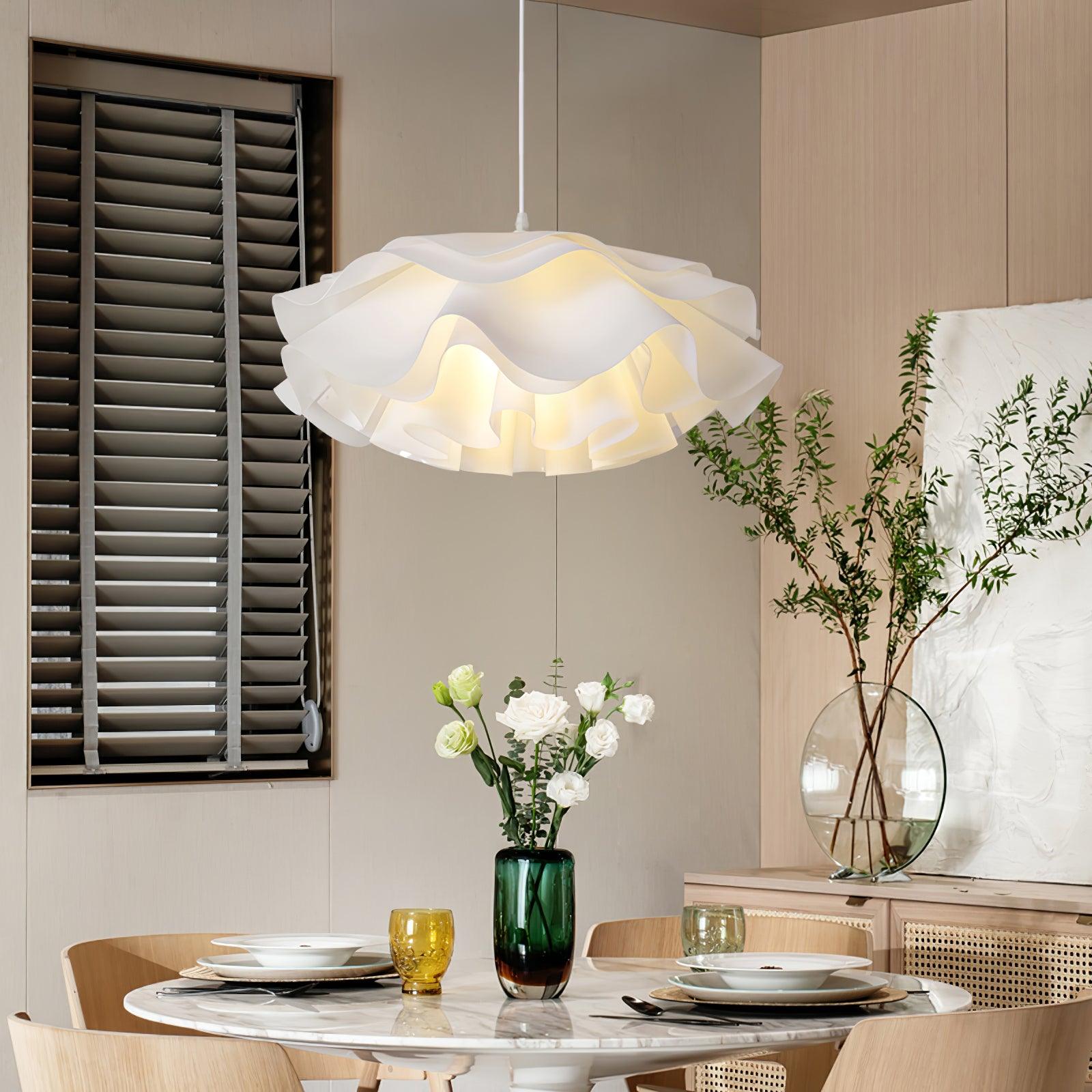 Niv Floral Pendant Lamp