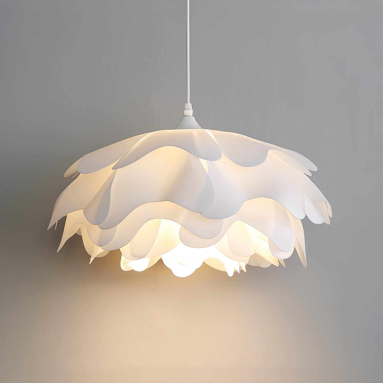 Niv Floral Pendant Lamp