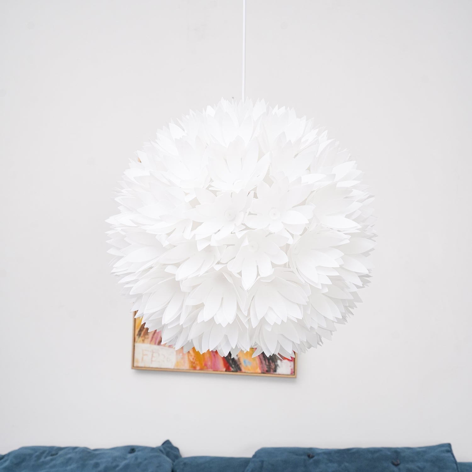 Renuiella Nordic Art Flowers Ball Pendant Light