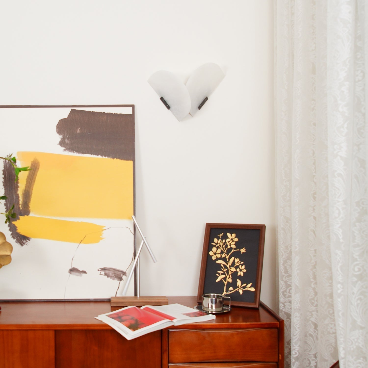 Pase Heart Alabaster Wall Light