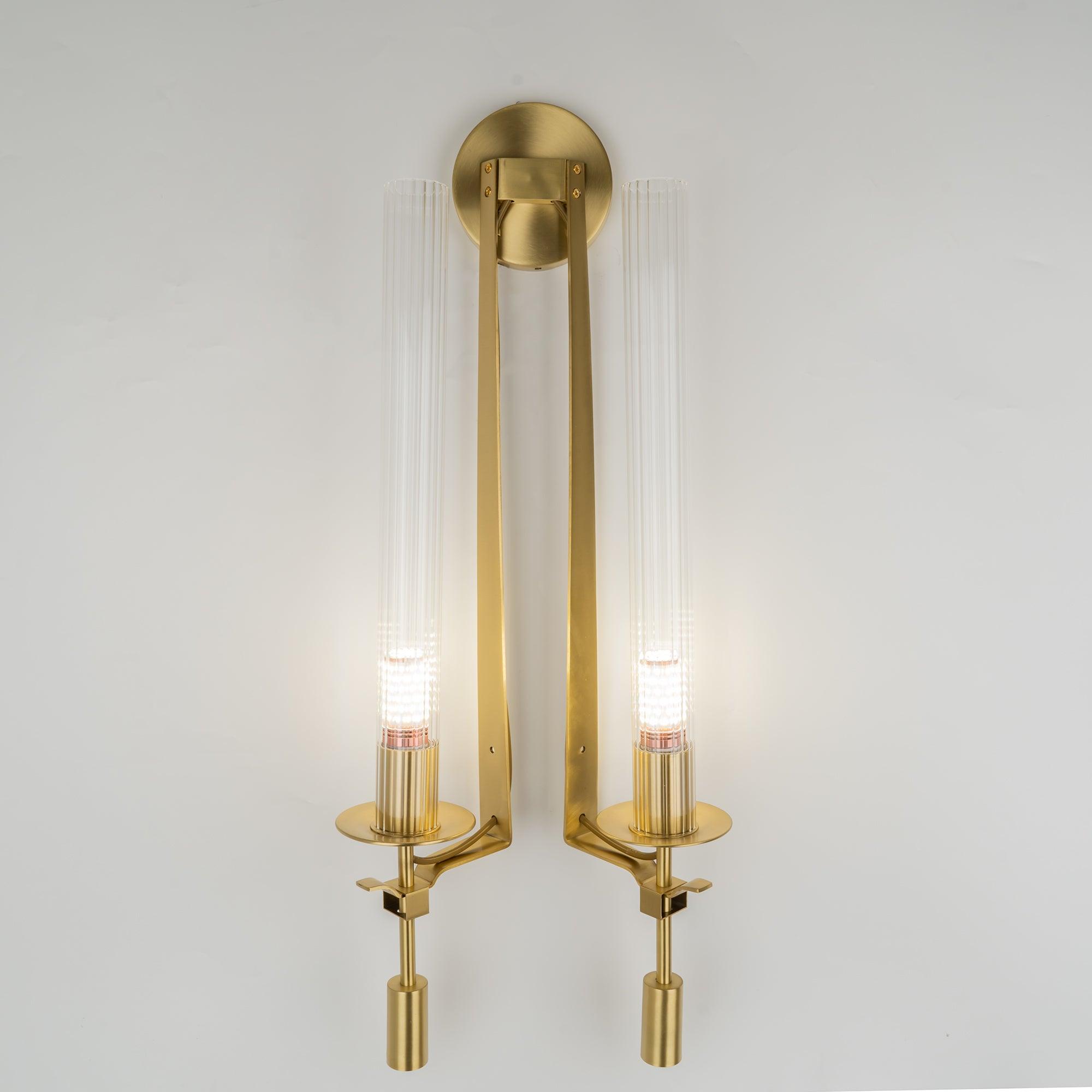 Ceshaisra French Classicism Plug-in Brass Glass Wall Lamp - Neutral Decor