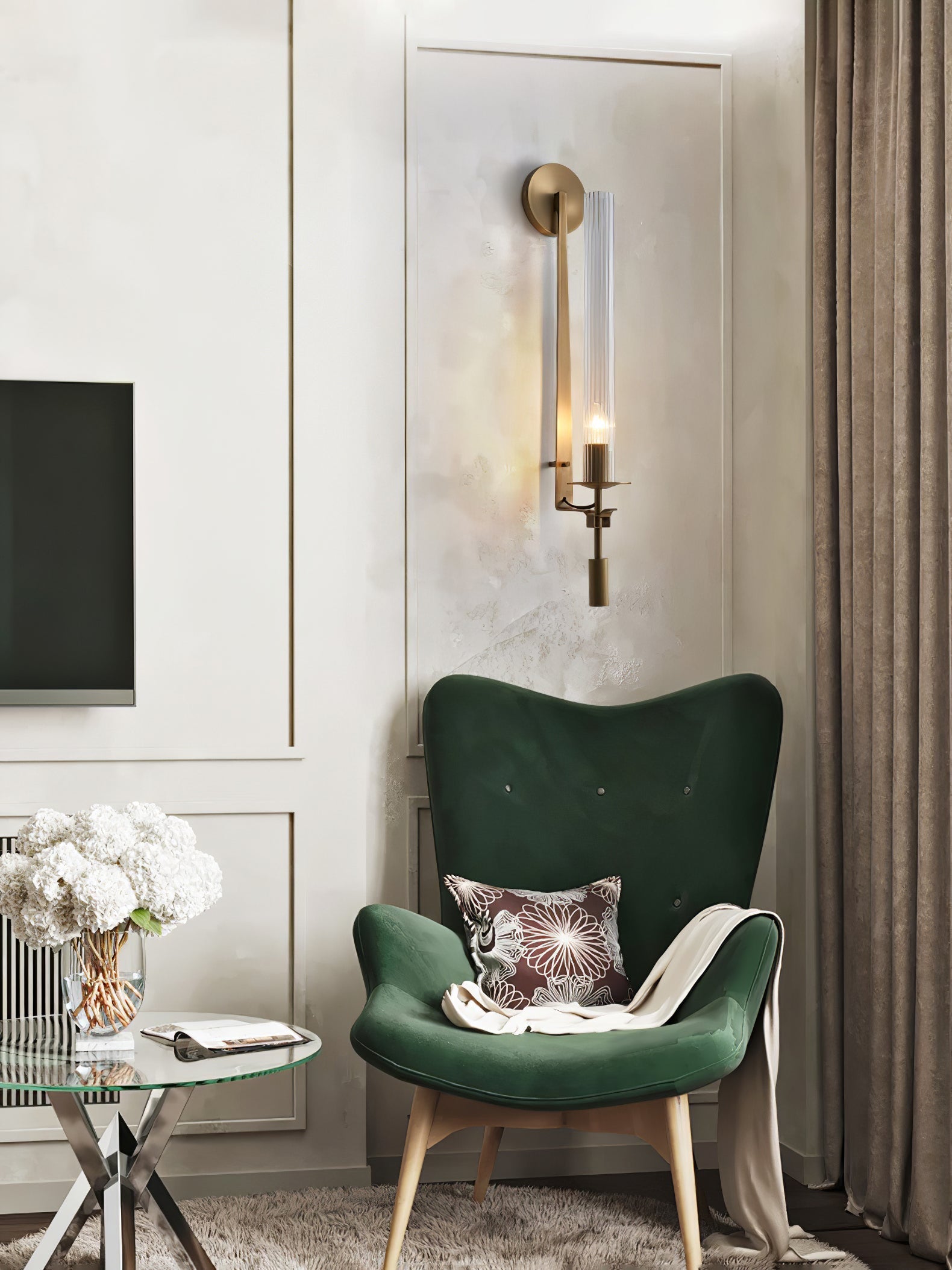 Veloora Wall Lamp Brass Minimalist Ribbed Glass