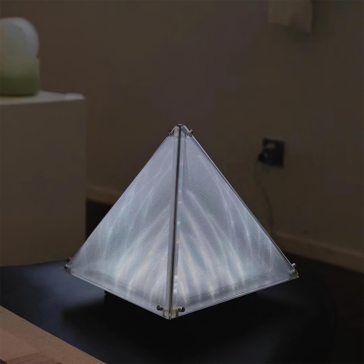 Lumoielle Table Lamp