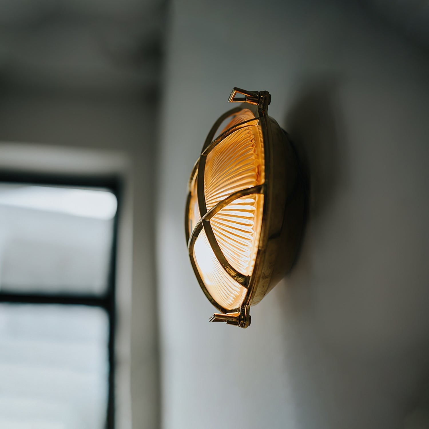 Erthearis Vintage Brass Bunker Sconce Wall Lamp