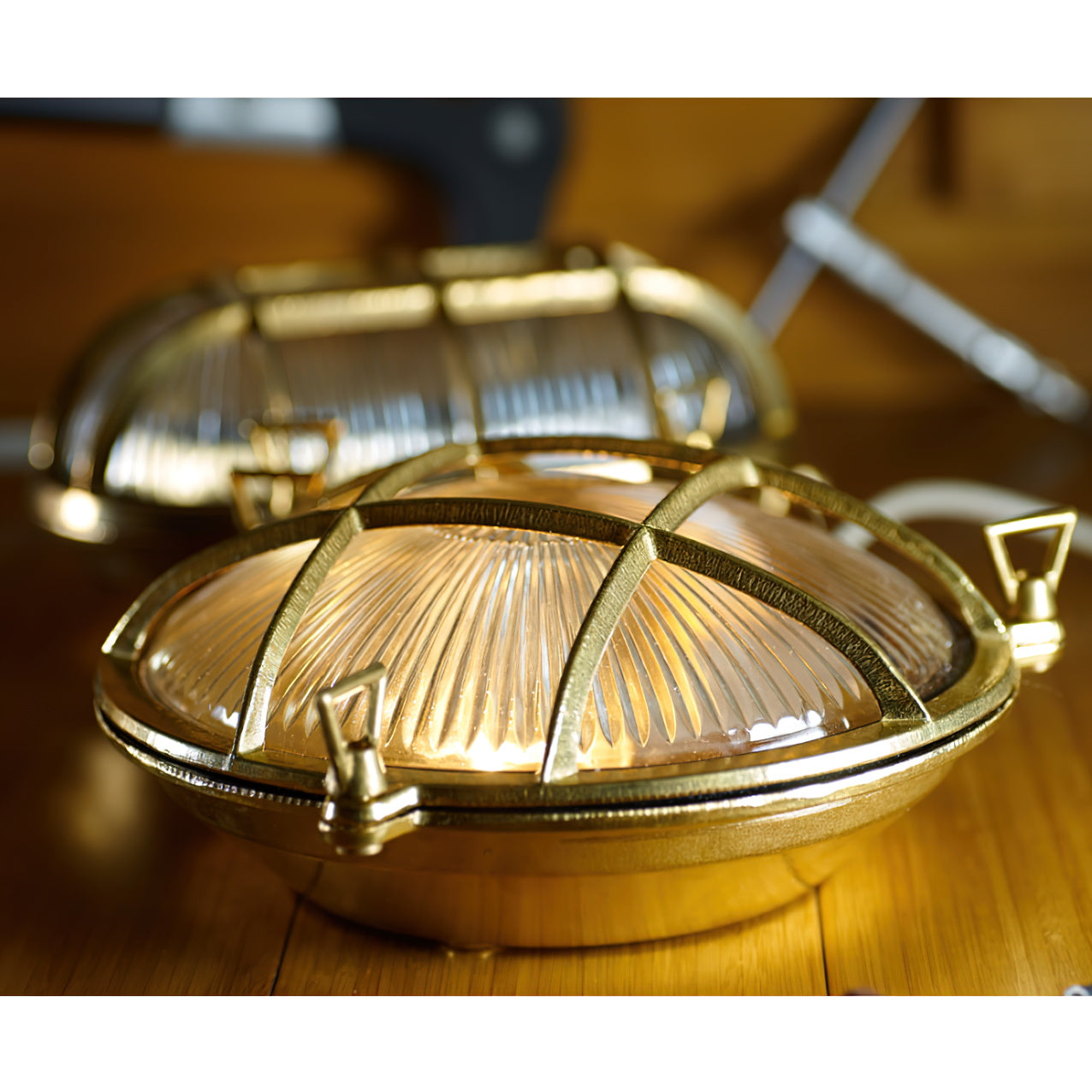 Erthearis Vintage Brass Bunker Sconce Wall Lamp