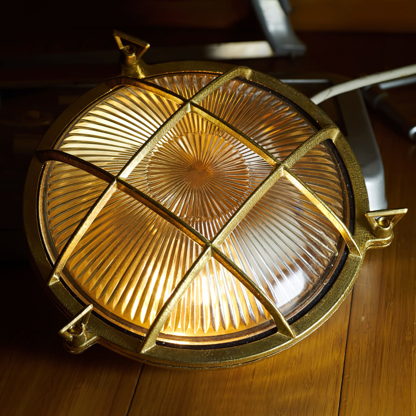 Erthearis Vintage Brass Bunker Sconce Wall Lamp