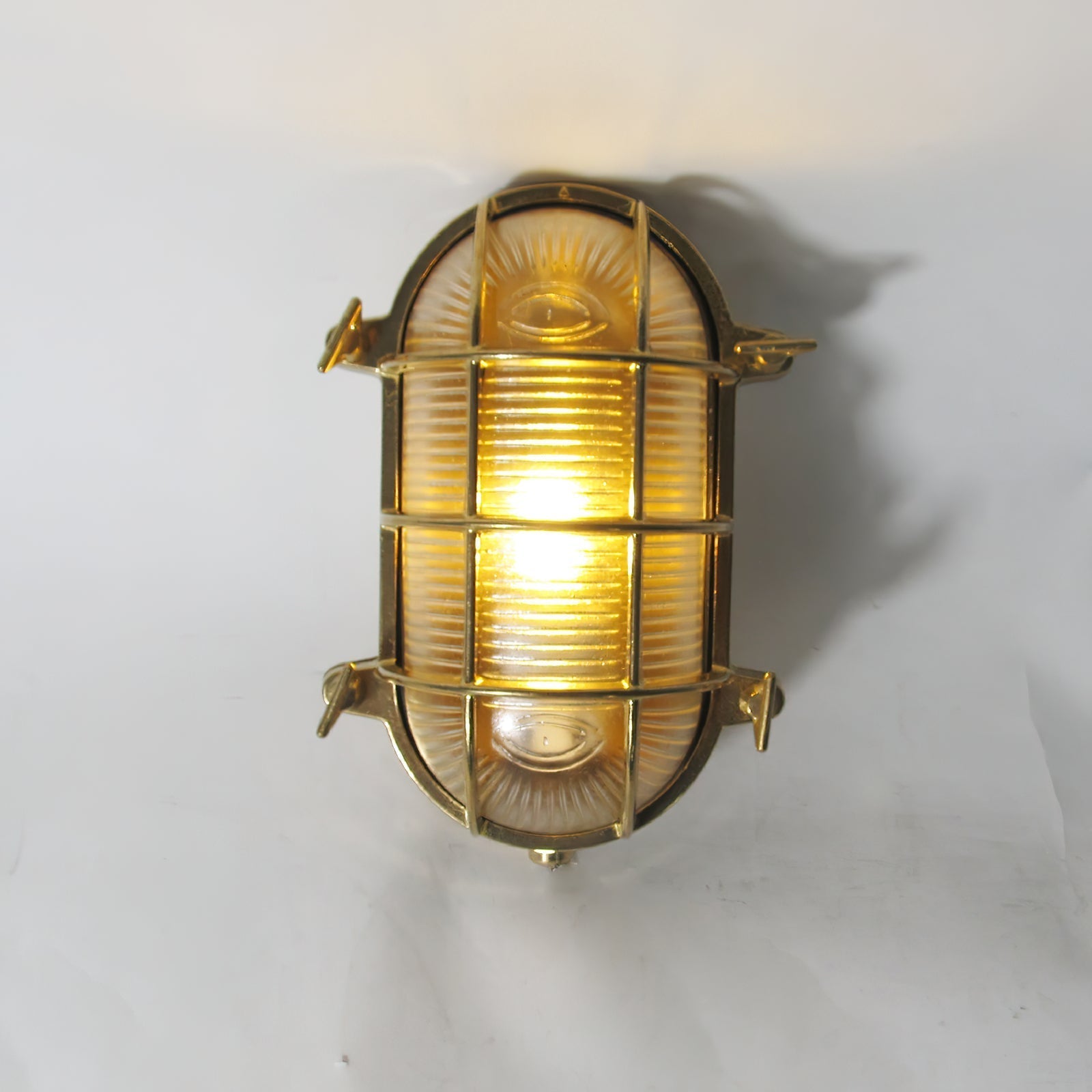 Erthearis Vintage Brass Bunker Sconce Wall Lamp