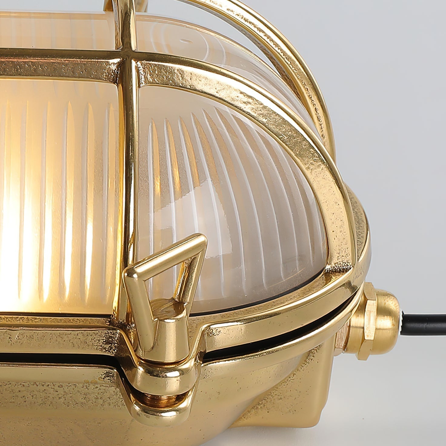 Erthearis Vintage Brass Bunker Sconce Wall Lamp