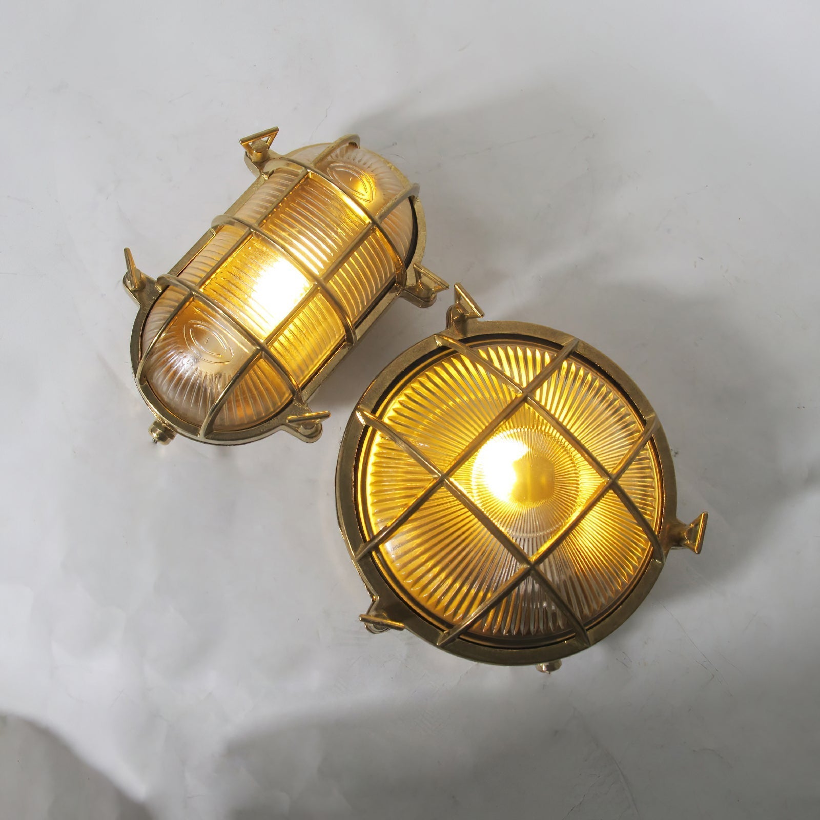 Erthearis Vintage Brass Bunker Sconce Wall Lamp